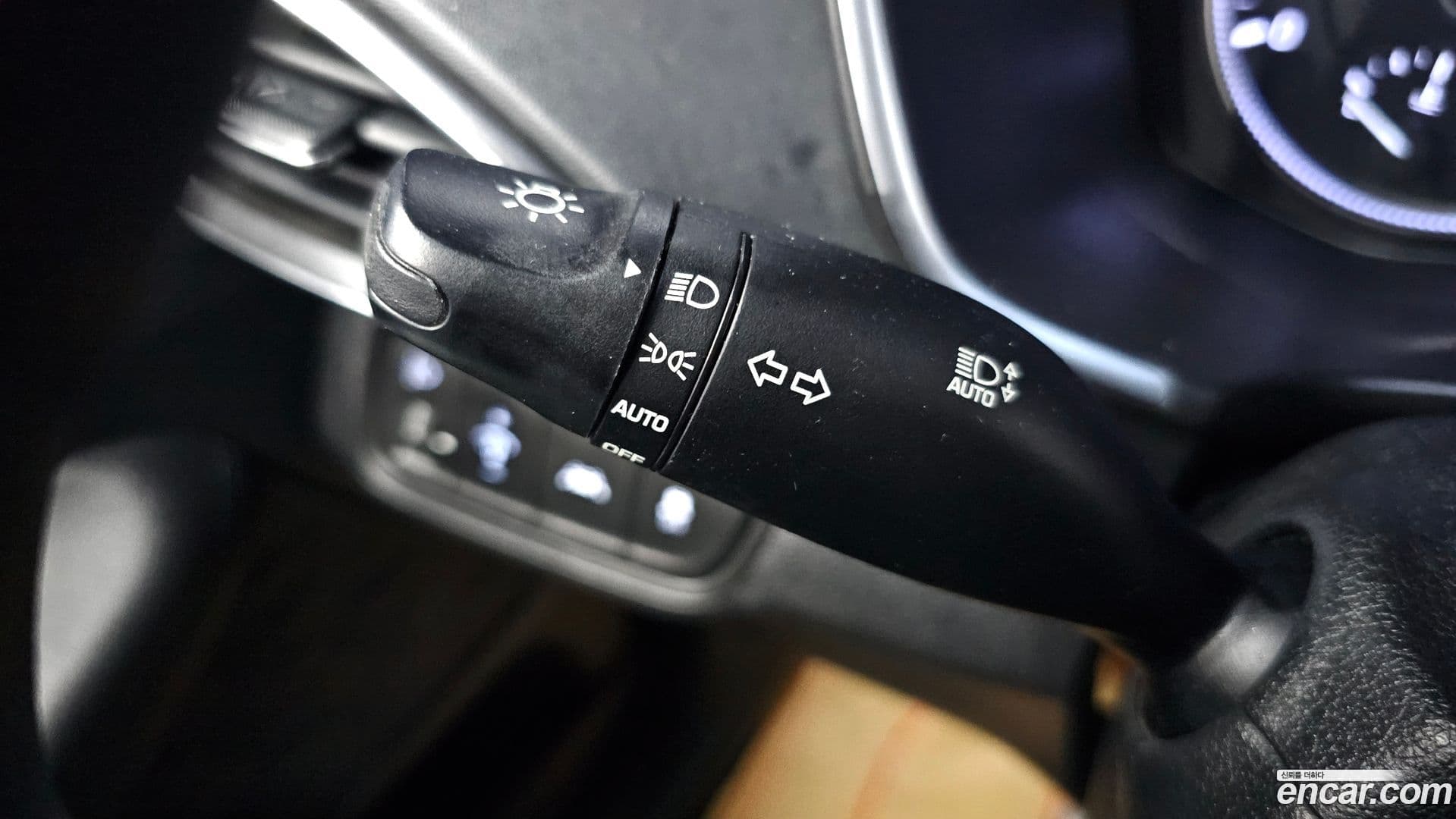 Main__Slider__Photo:Santafe Hyundai 2019.0-15