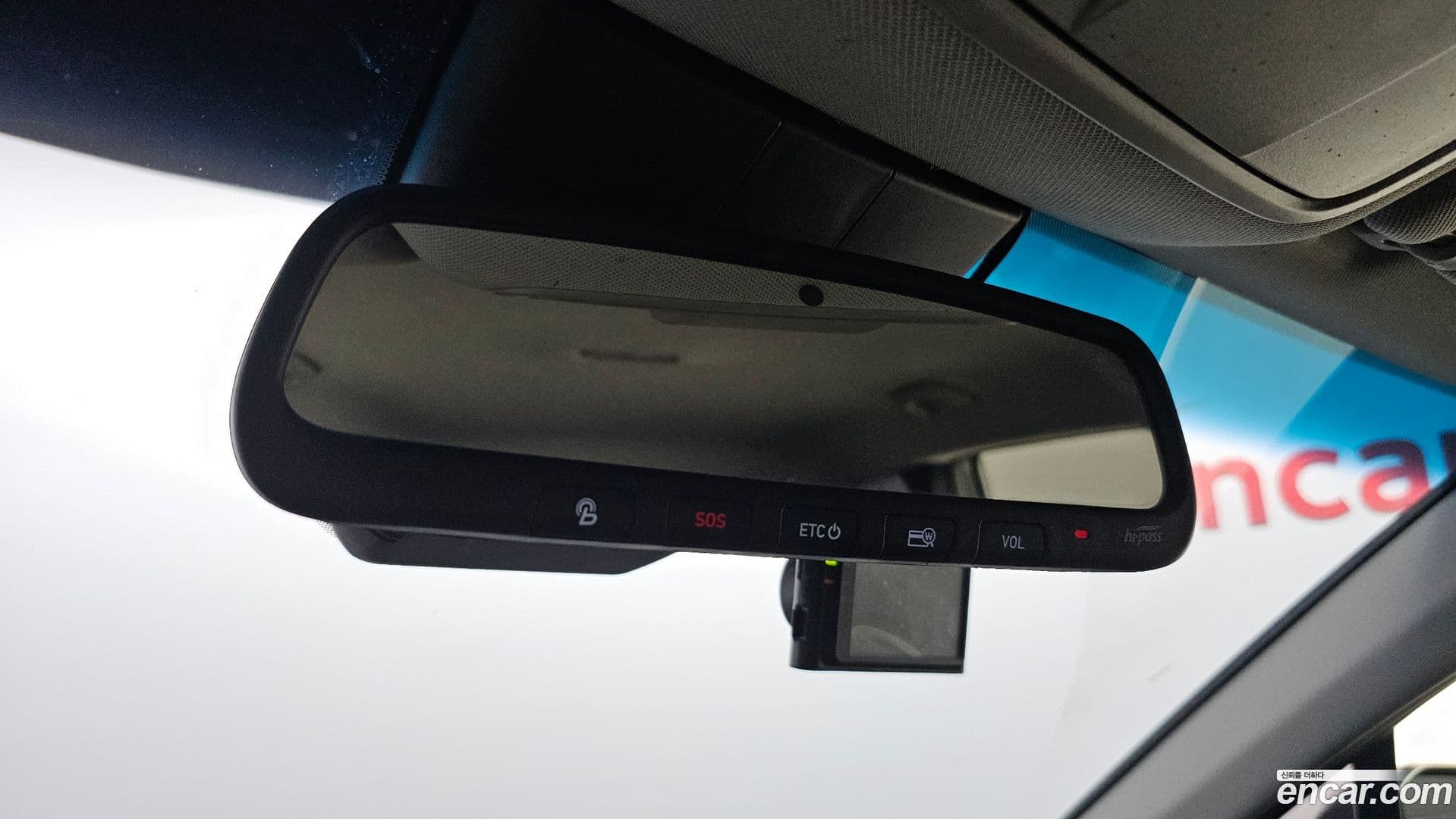 Main__Slider__Photo:Santafe Hyundai 2019.0-16