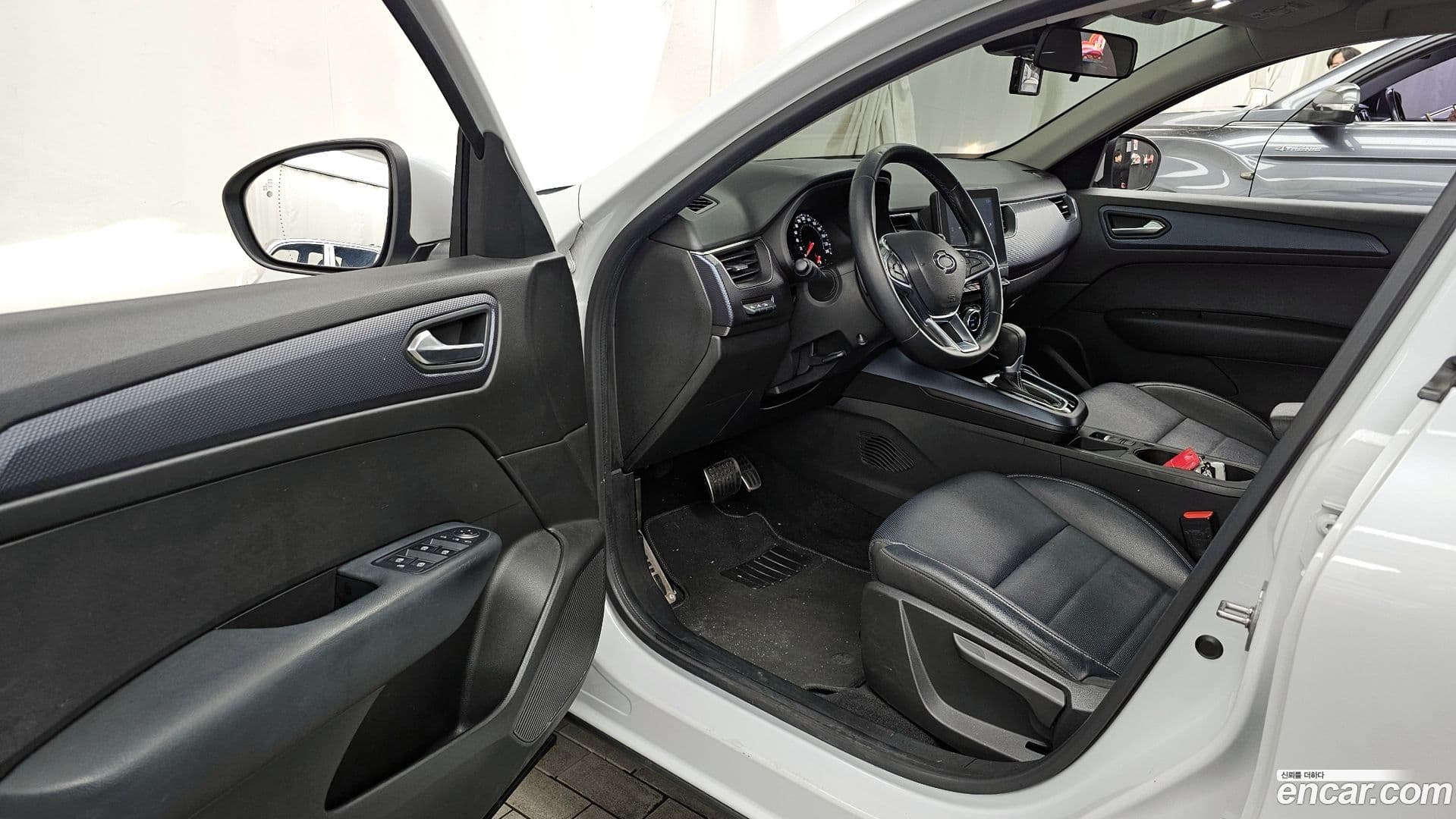 Main__Slider__Photo:XM3 Renault-KoreaSamsung 2020.9-9