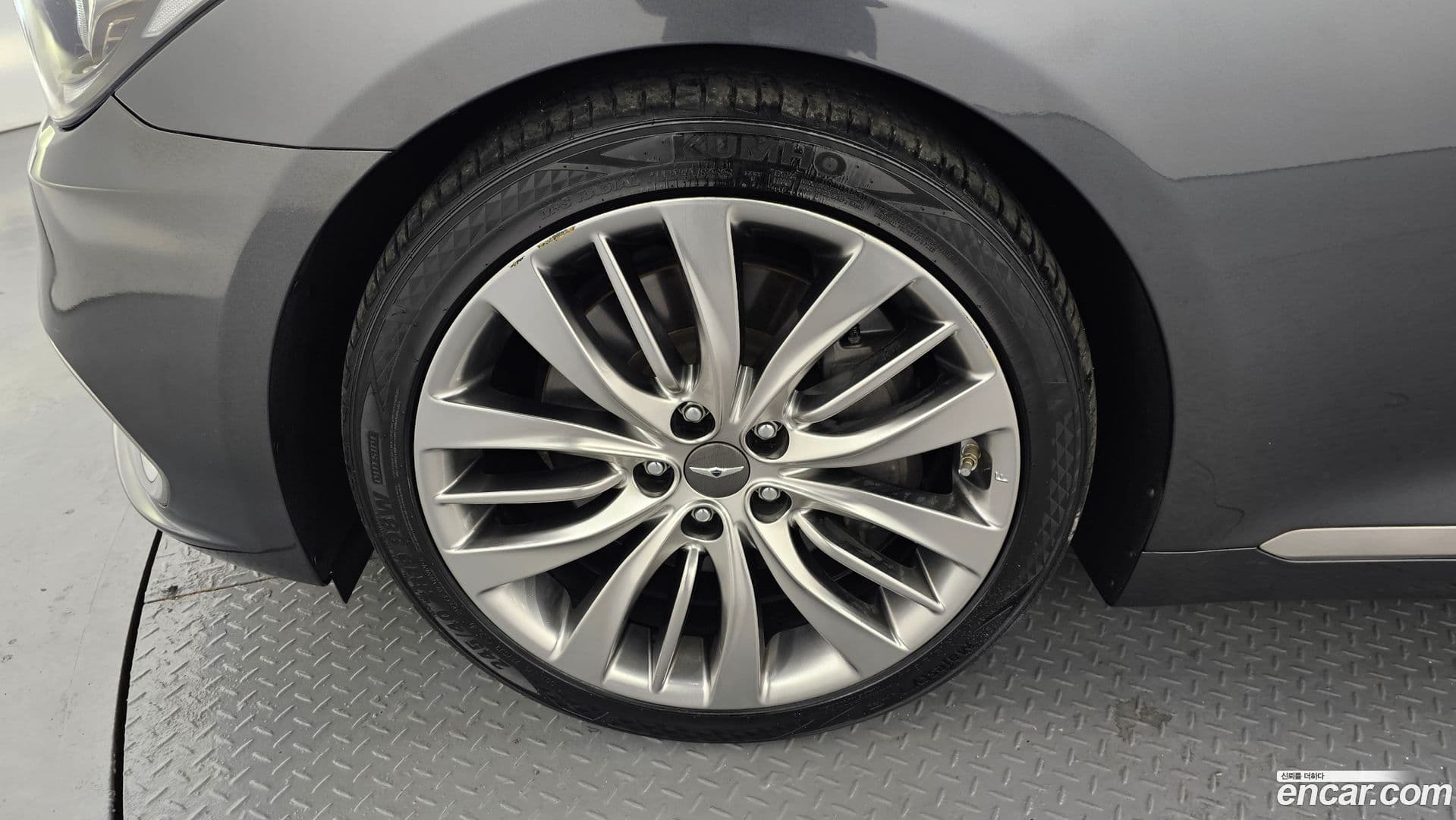 Main__Slider__Photo:G80 Genesis 2018.9-4