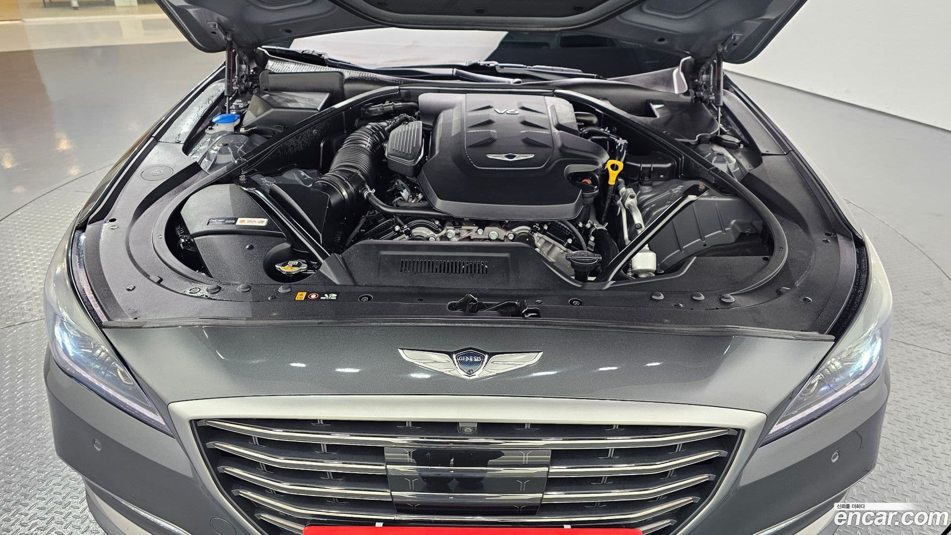 Main__Slider__Photo:G80 Genesis 2018.9-5