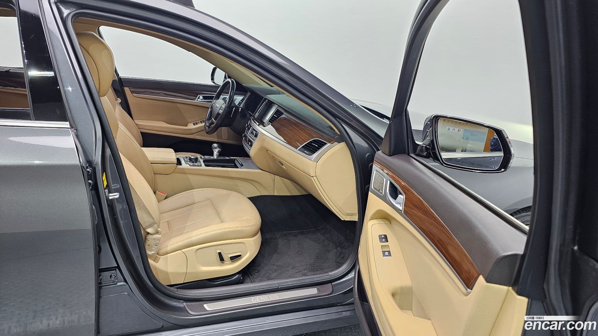 Main__Slider__Photo:G80 Genesis 2018.9-9