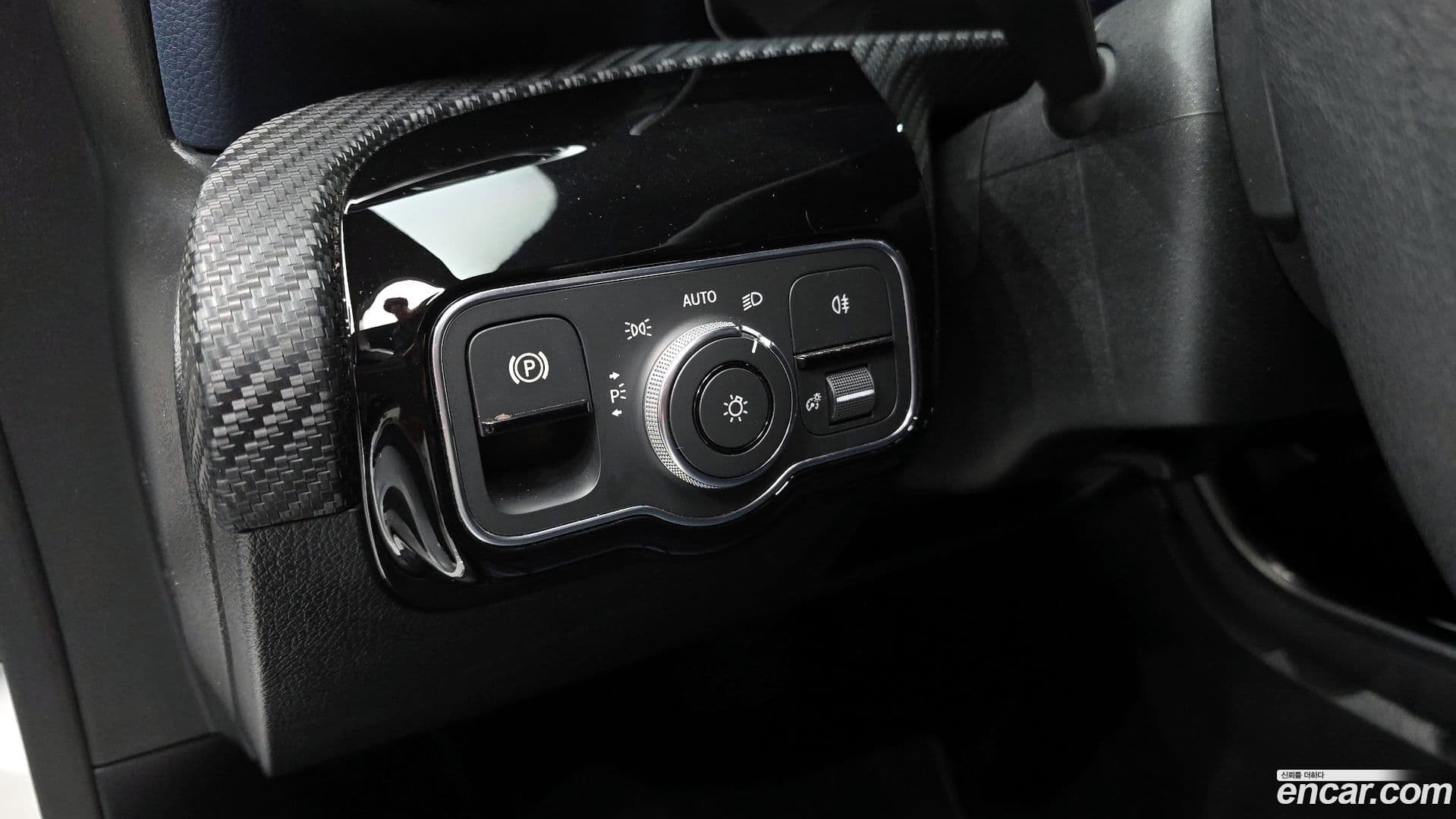 Main__Slider__Photo:A-Class Mercedes-Benz 2019.8-16