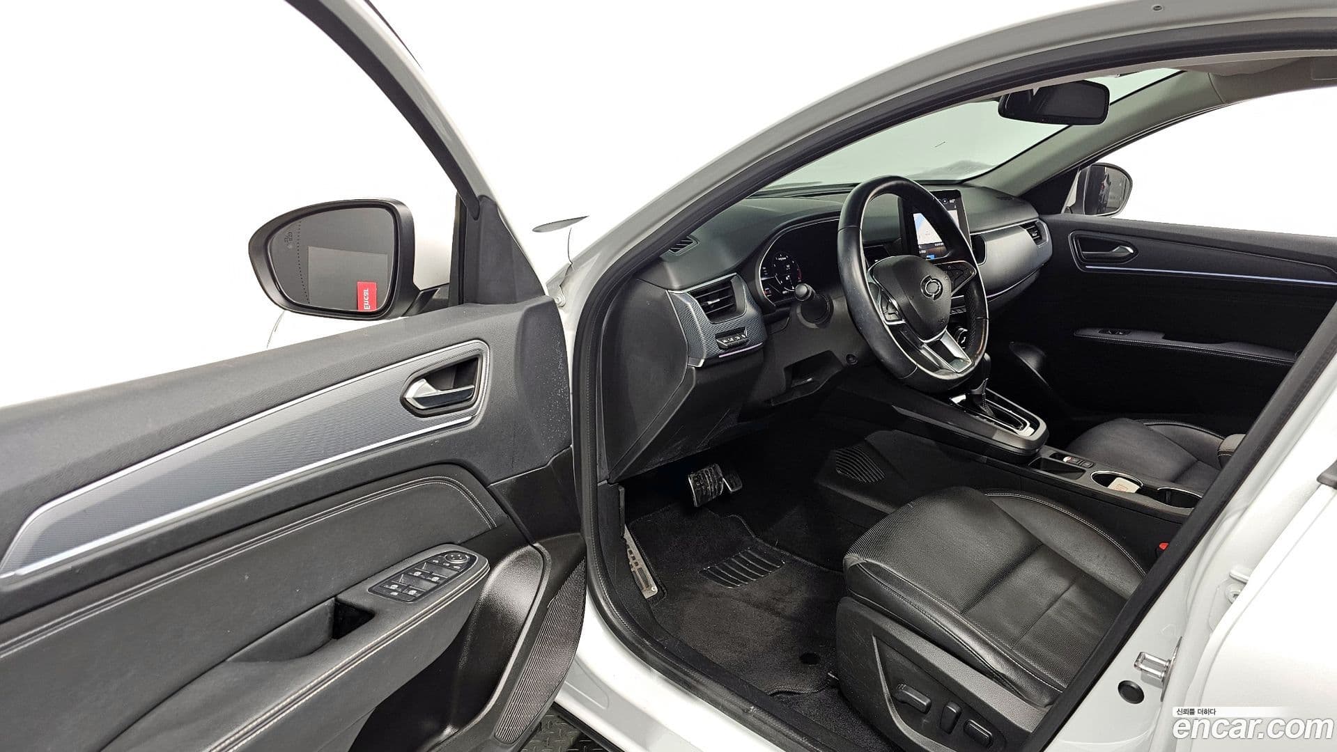 Main__Slider__Photo:XM3 Renault-KoreaSamsung 2021.5-9