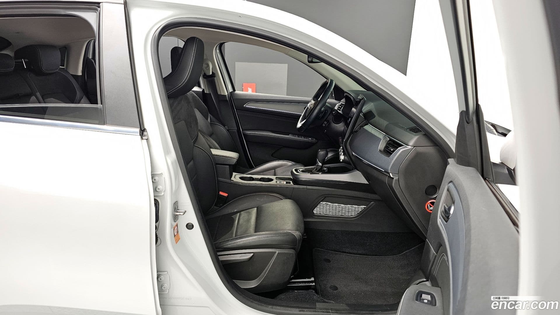 Main__Slider__Photo:XM3 Renault-KoreaSamsung 2021.5-10