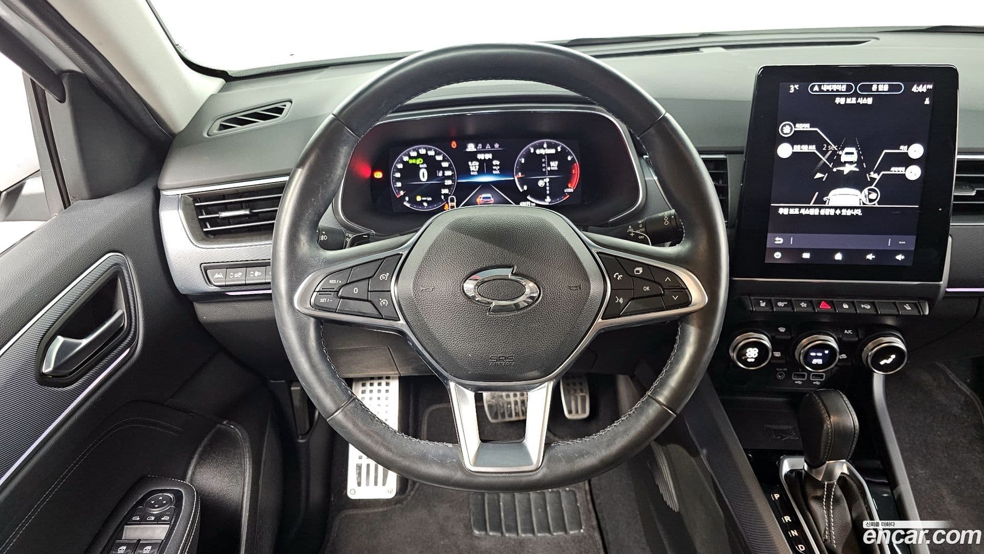 Main__Slider__Photo:XM3 Renault-KoreaSamsung 2021.5-12