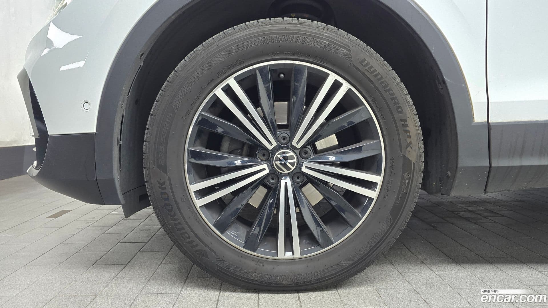 Main__Slider__Photo:Tiguan Volkswagen 2022.5-4