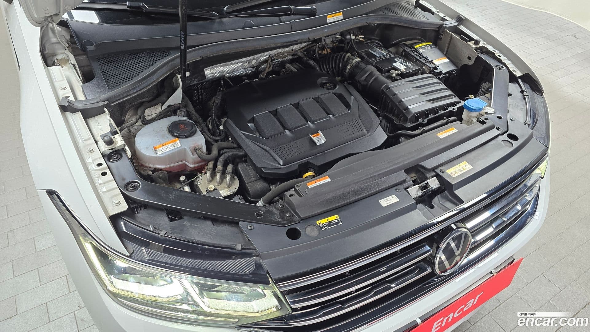 Main__Slider__Photo:Tiguan Volkswagen 2022.5-5