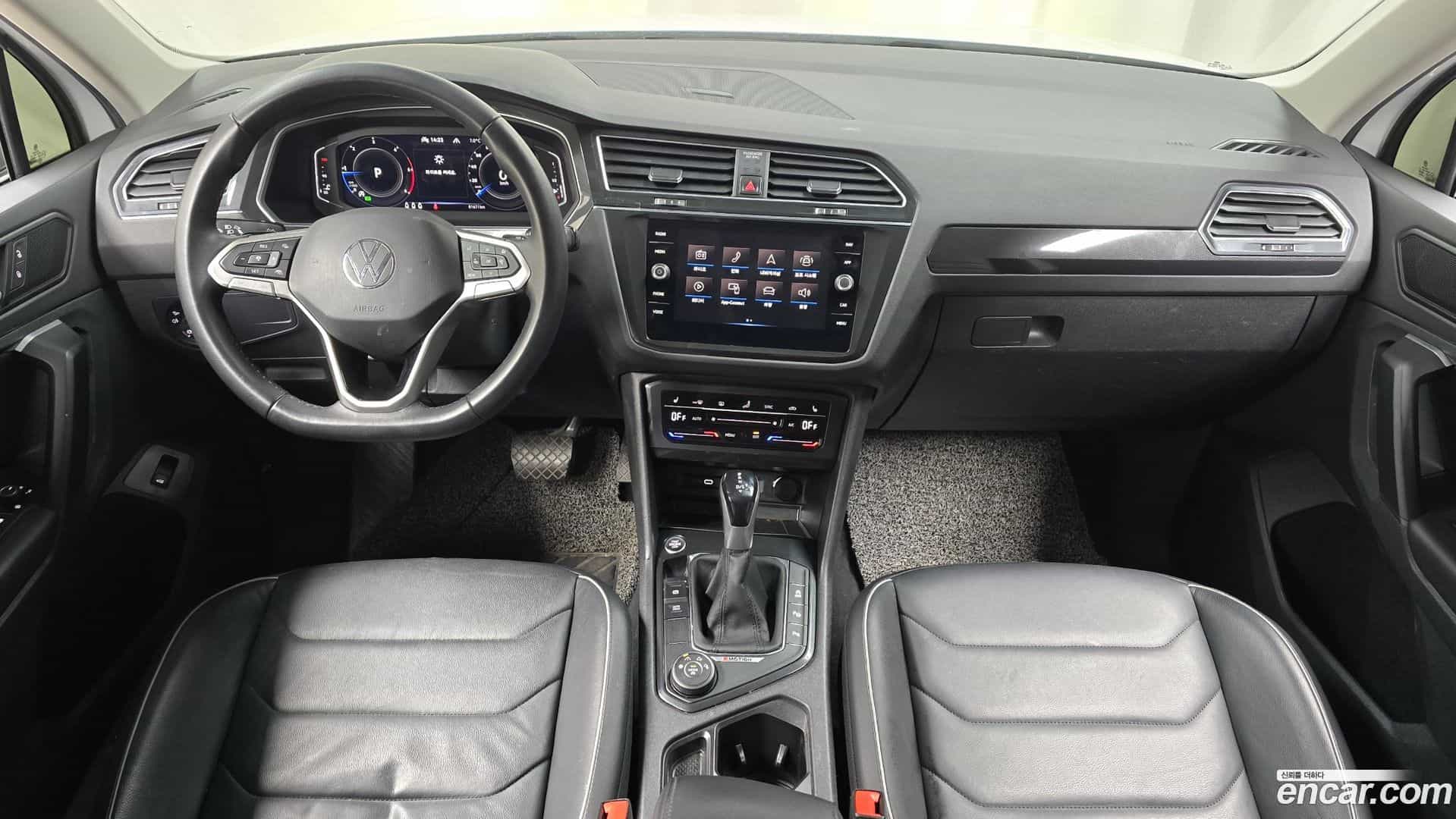 Tiguan Volkswagen 2022.5-INNER-007