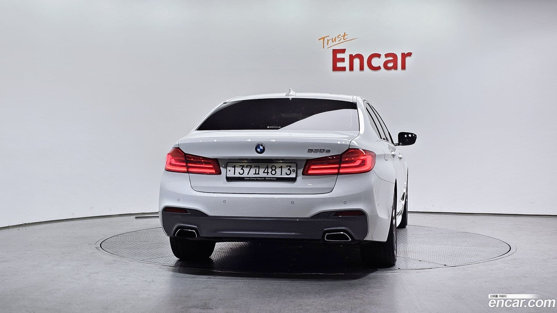 Main__Slider__Photo:5-Series BMW 2020.3-3