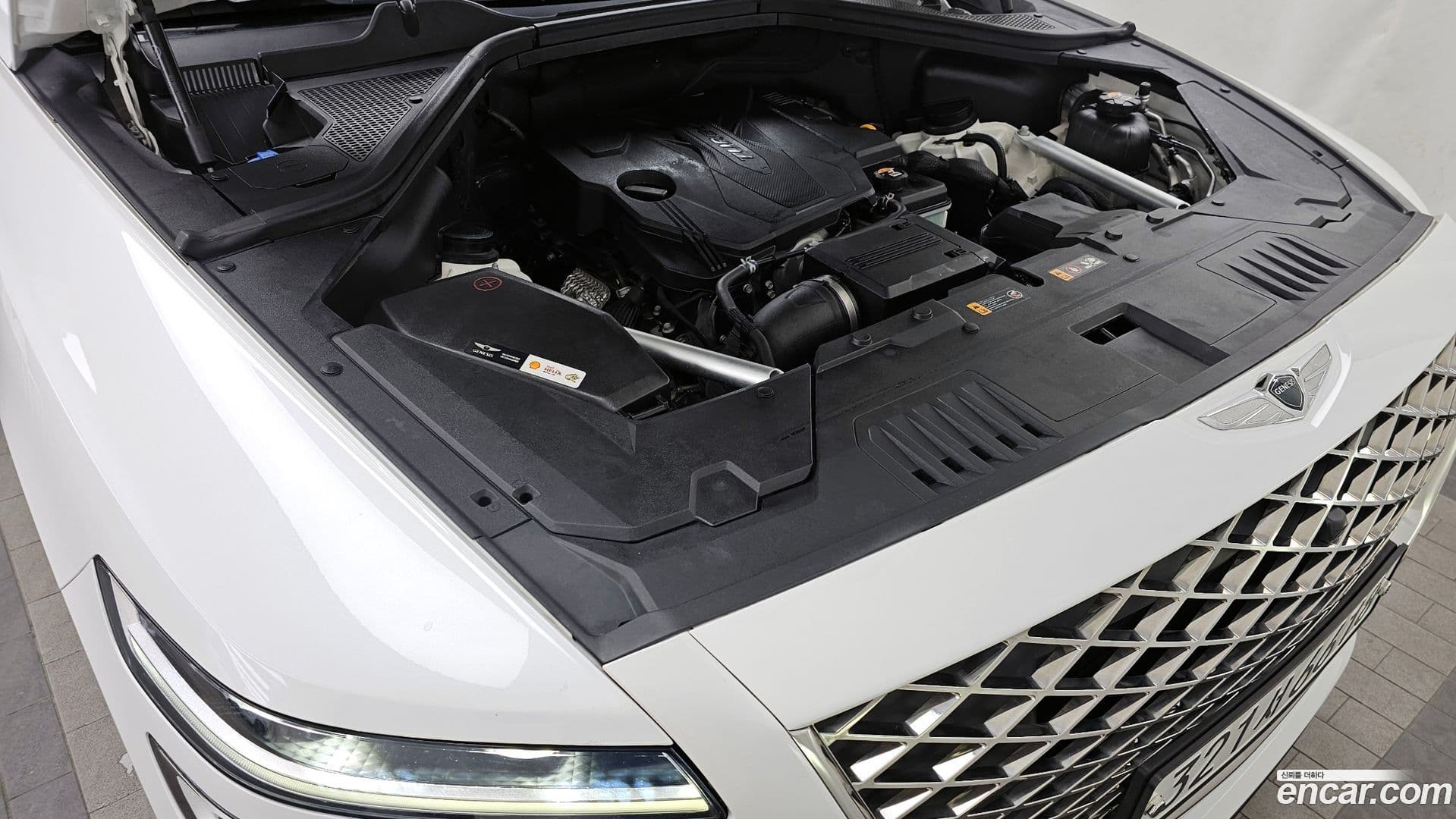 Main__Slider__Photo:GV80 Genesis 2020.6-5