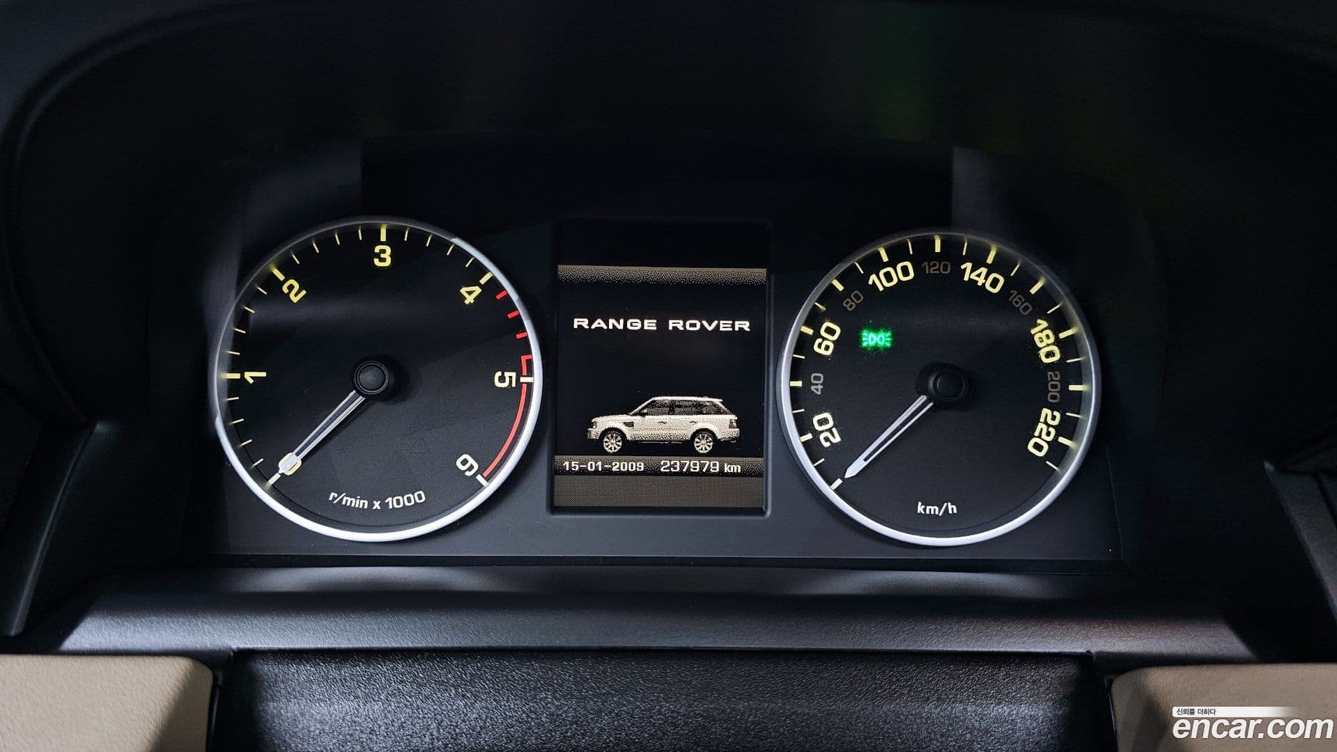 Main__Slider__Photo:Range Rover Sport Land Rover 2011.9-7