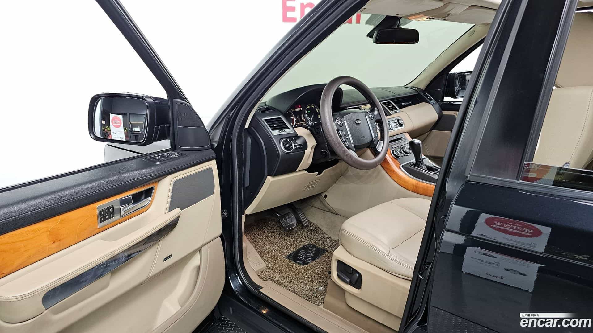 Range Rover Sport Land Rover 2011.9-OPTION-015