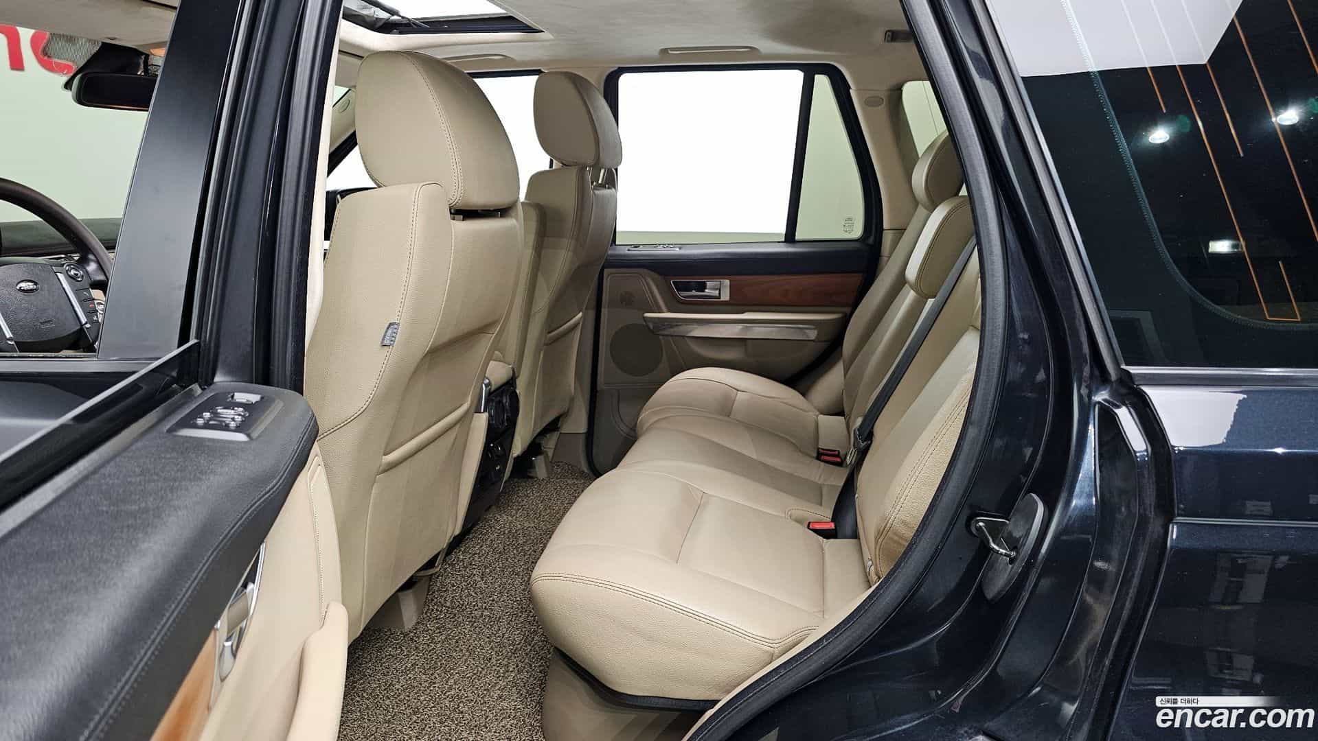 Range Rover Sport Land Rover 2011.9-OPTION-016