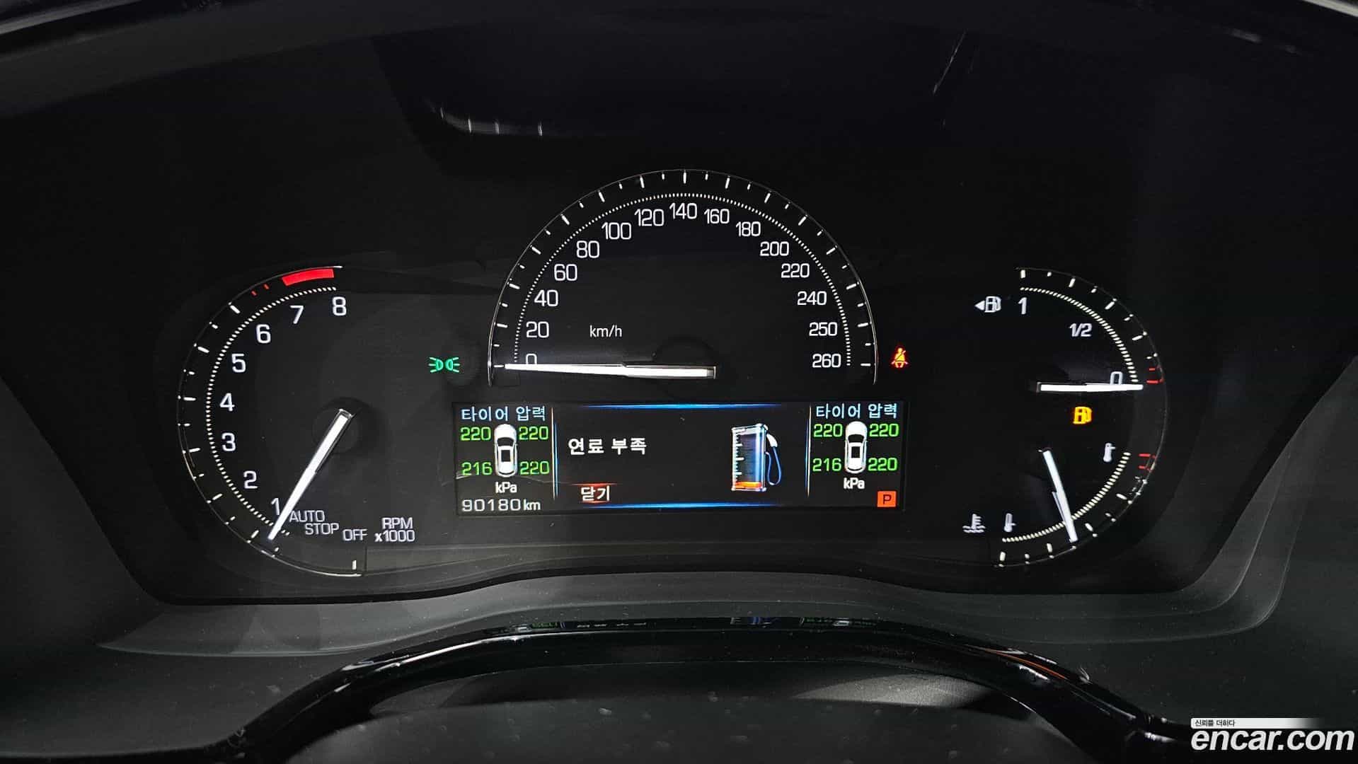 XT5 Cadillac 2019.10-INNER-008