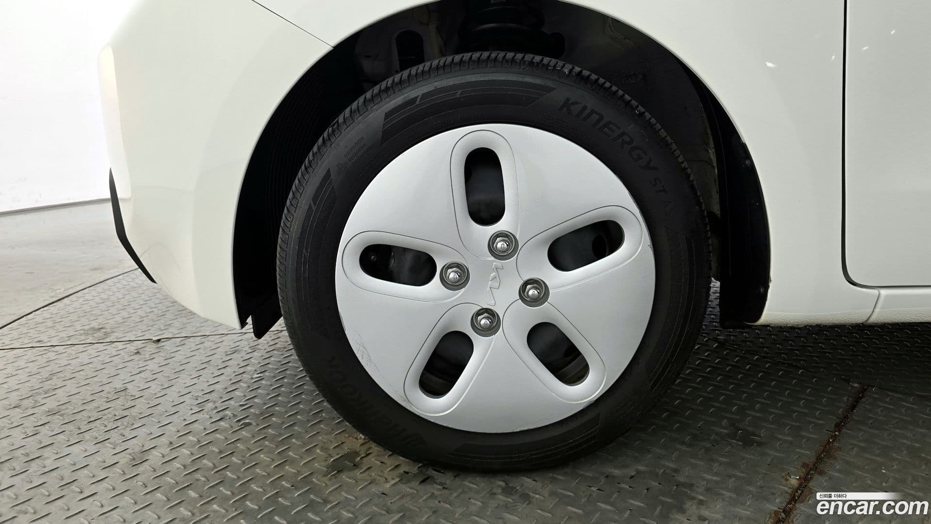 Main__Slider__Photo:RAY Kia 2023.2-4