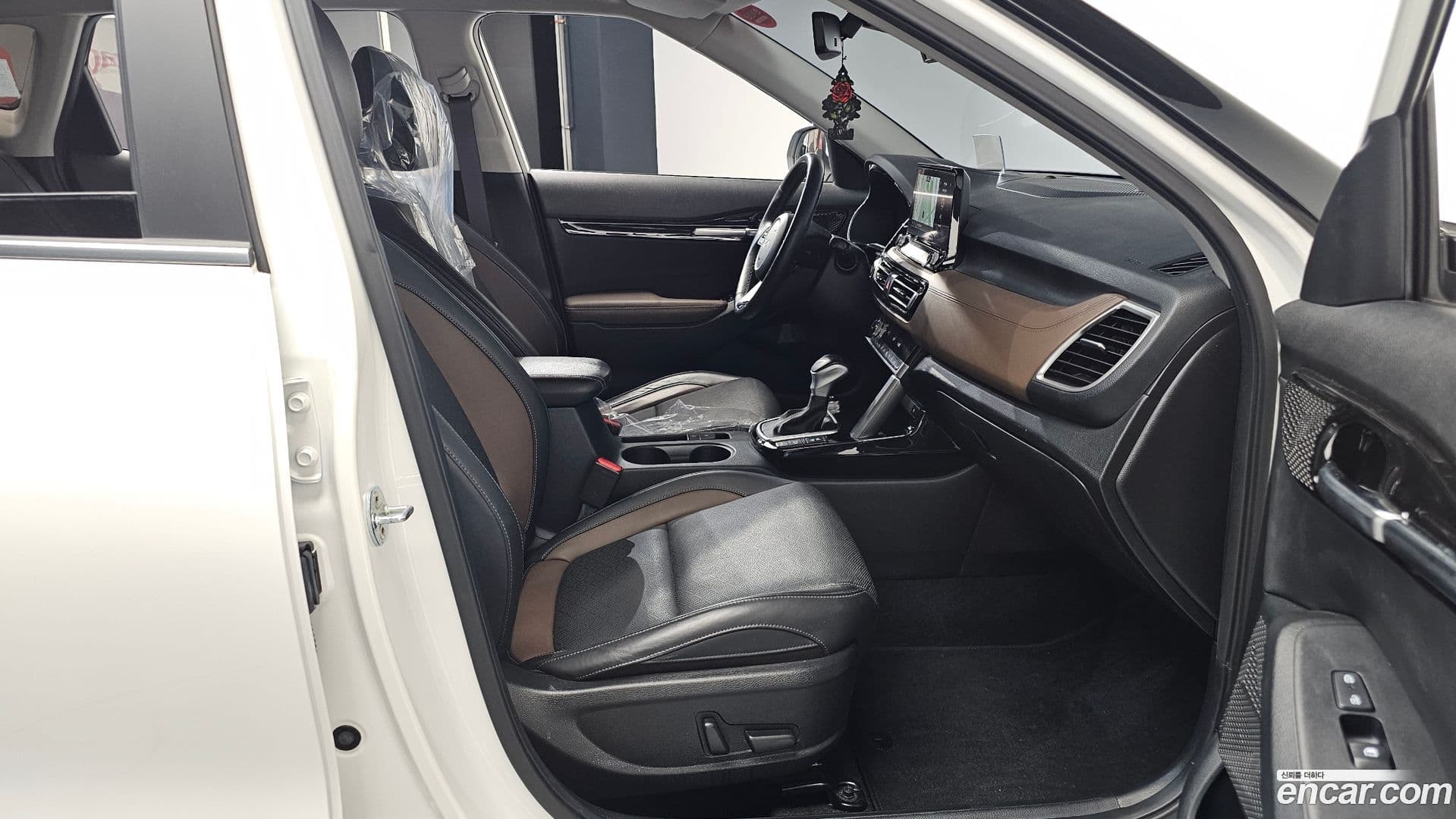 Main__Slider__Photo:Seltos Kia 2022.0-10