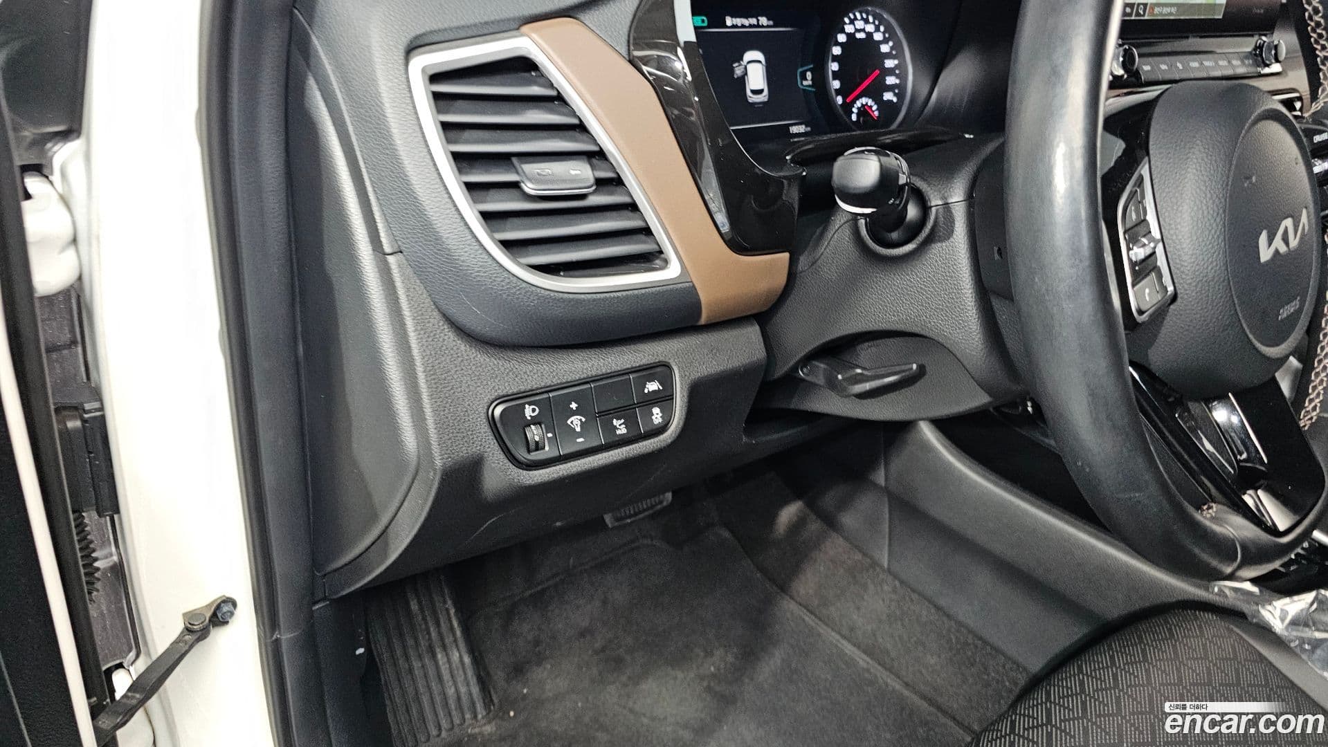 Main__Slider__Photo:Seltos Kia 2022.0-13