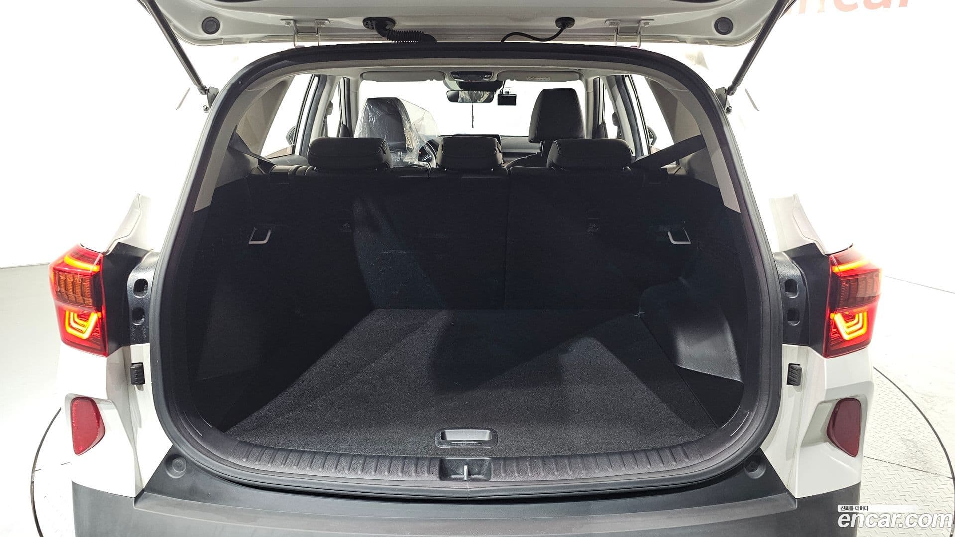 Main__Slider__Photo:Seltos Kia 2022.0-19