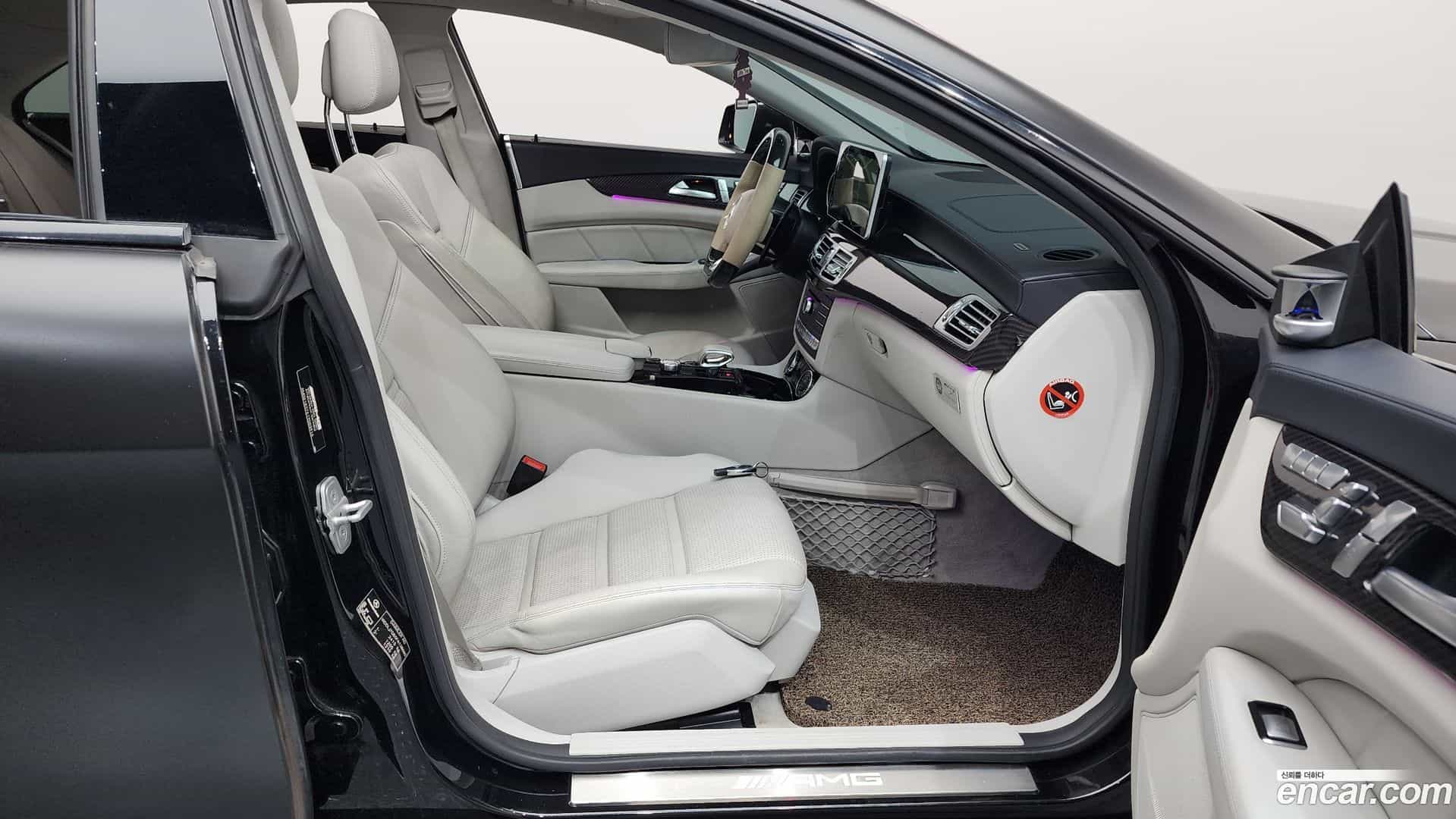 CLS-Class Mercedes-Benz 2014.11-OPTION-015