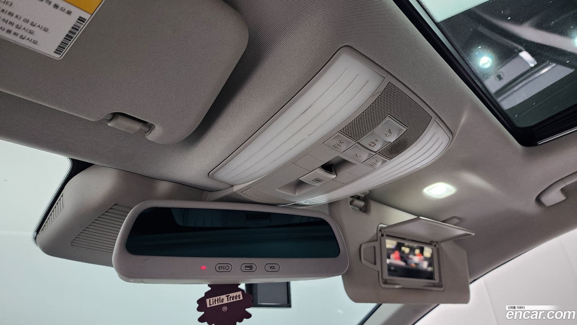 Main__Slider__Photo:CLS-Class Mercedes-Benz 2014.11-16