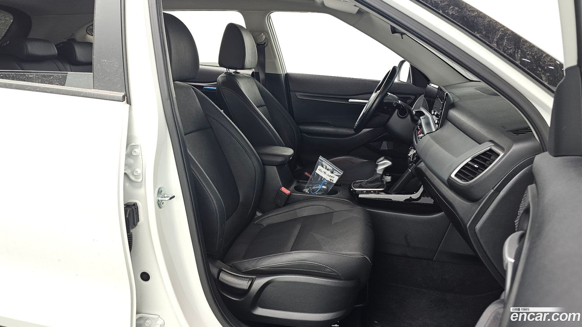 Main__Slider__Photo:Seltos Kia 2023.7-9