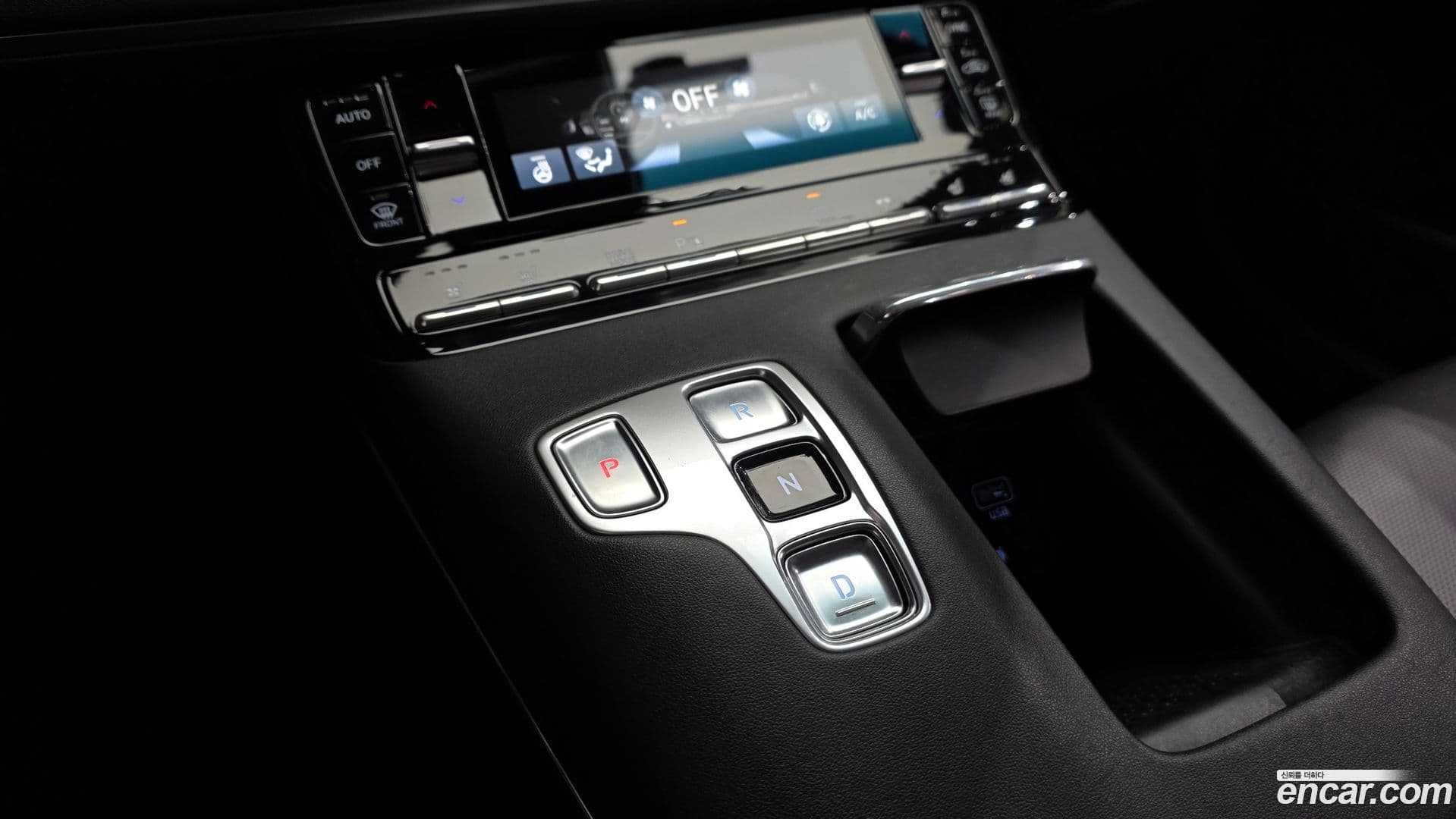 Main__Slider__Photo:Grandeur Hyundai 2022.9-8