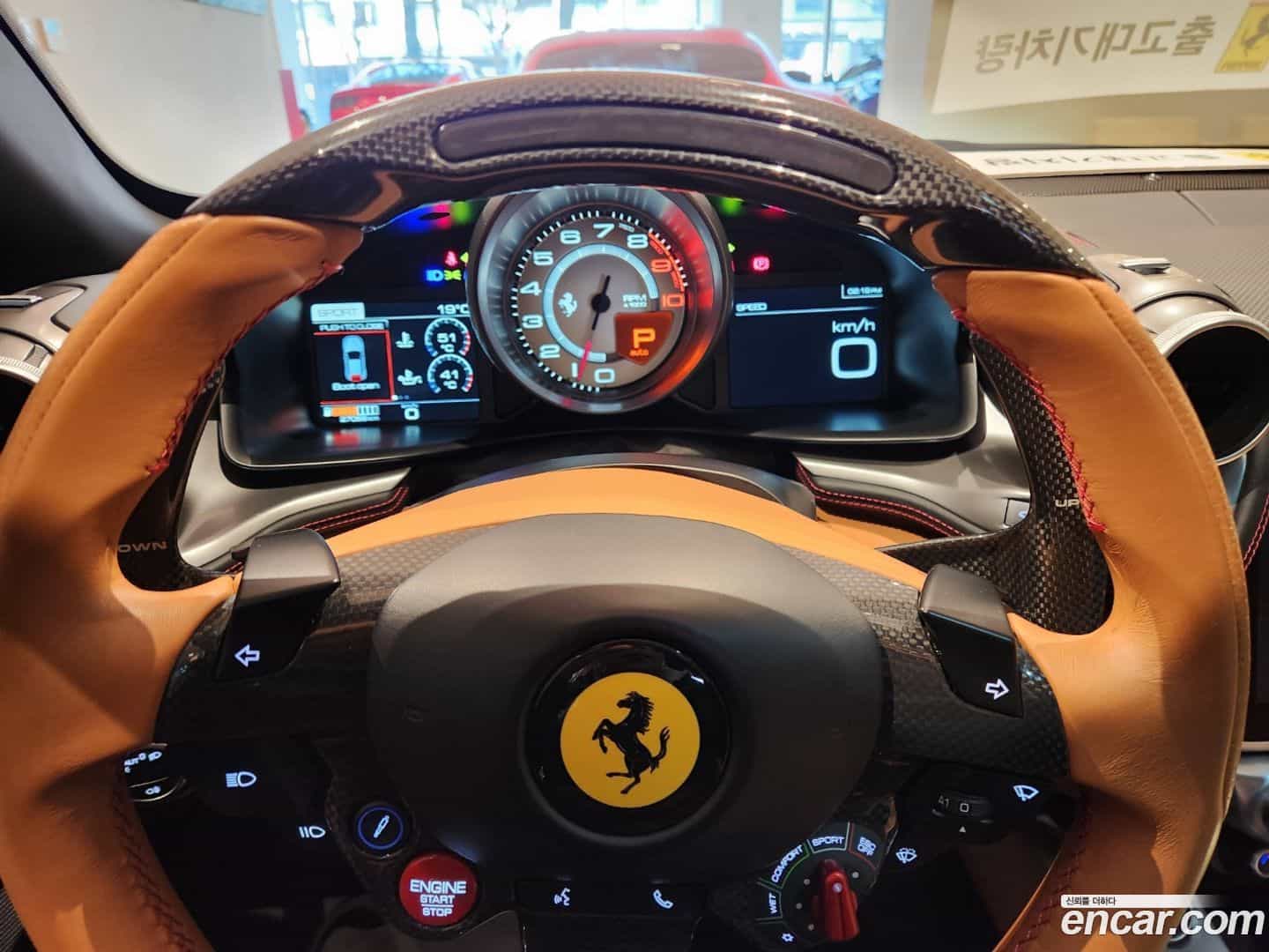 GTC4 Lusso Ferrari 2017.6-INNER-009