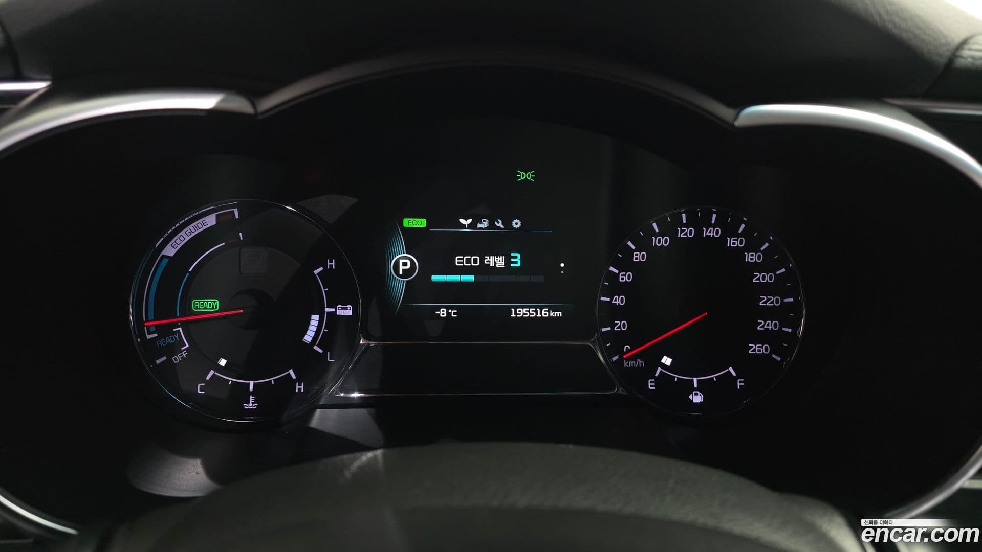 Main__Slider__Photo:K5 Kia 2014.1-7