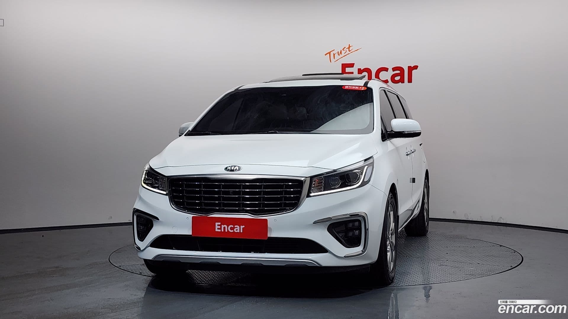 Main__Slider__Photo:Canival Kia 2019.10-2