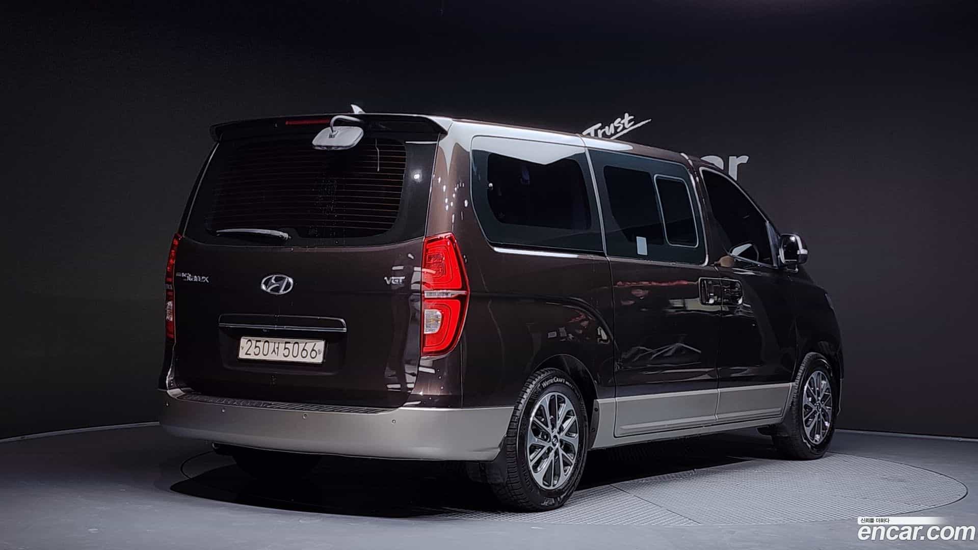 Starex Hyundai 2018.3-OUTER-002