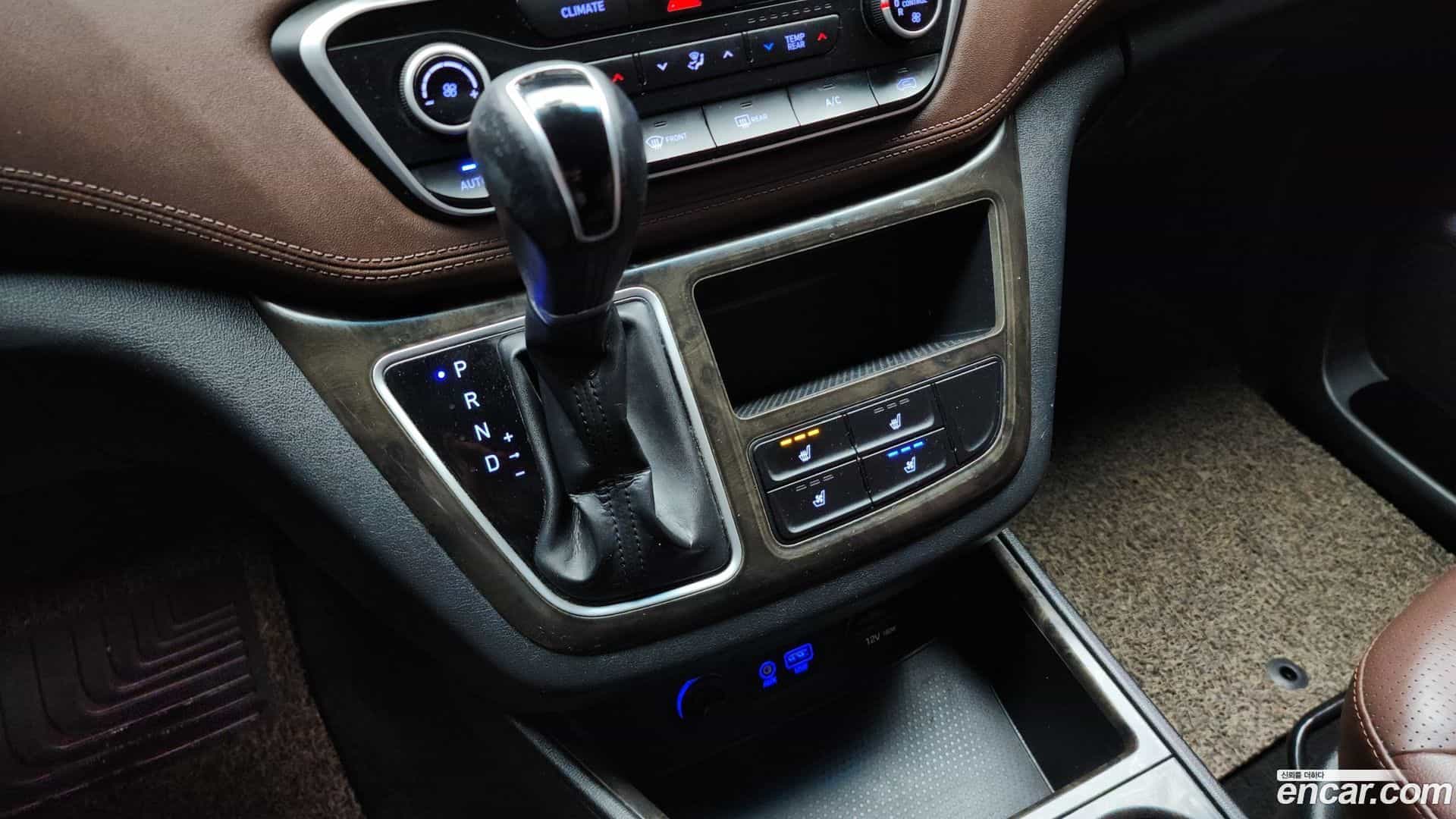 Starex Hyundai 2018.3-INNER-009