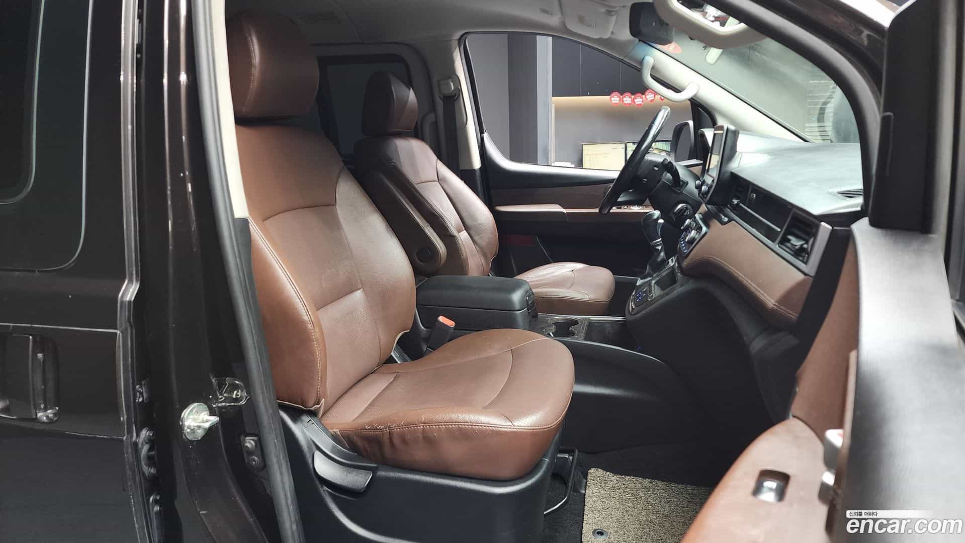 Starex Hyundai 2018.3-OPTION-015