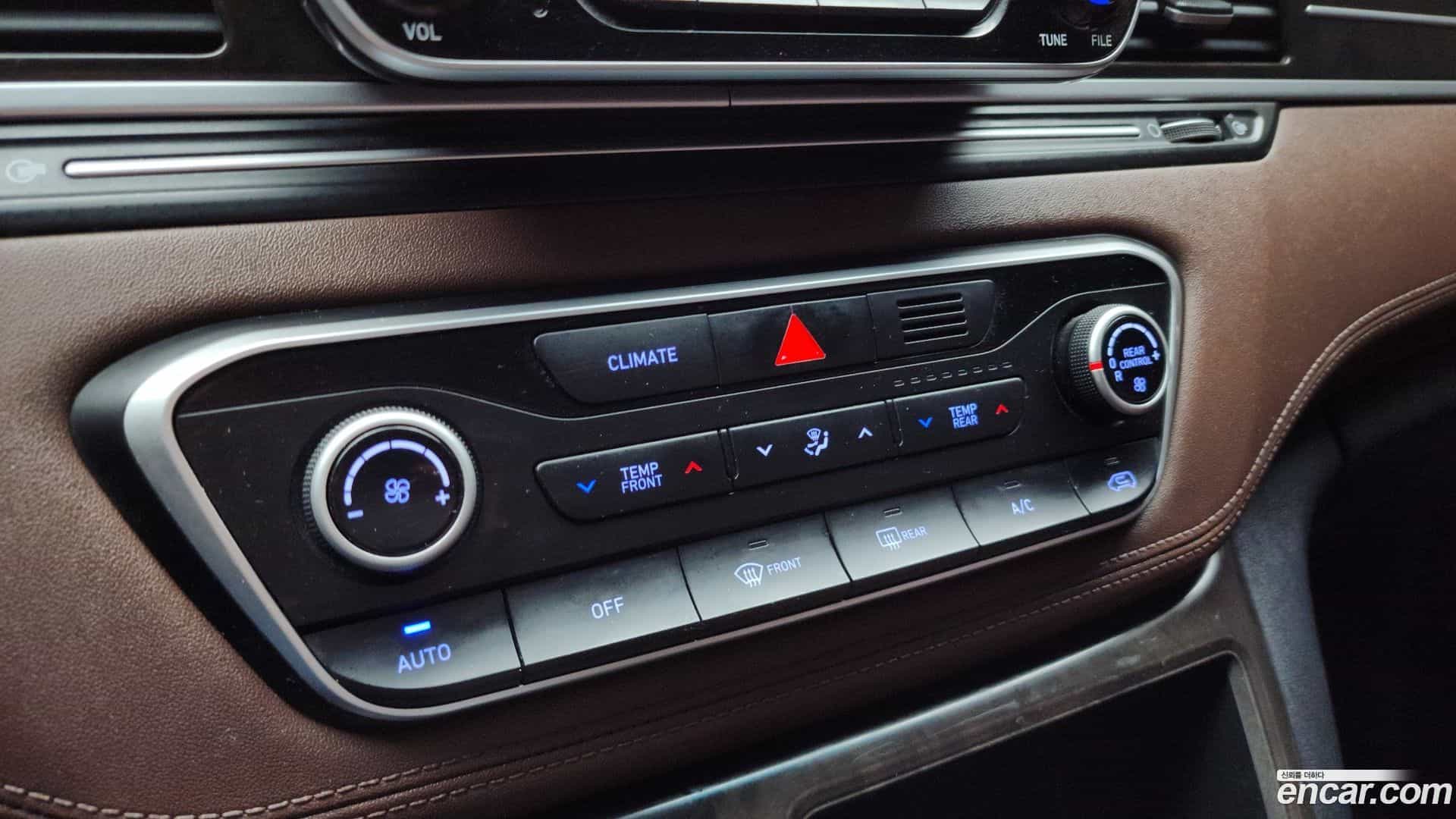 Starex Hyundai 2018.3-OPTION-020