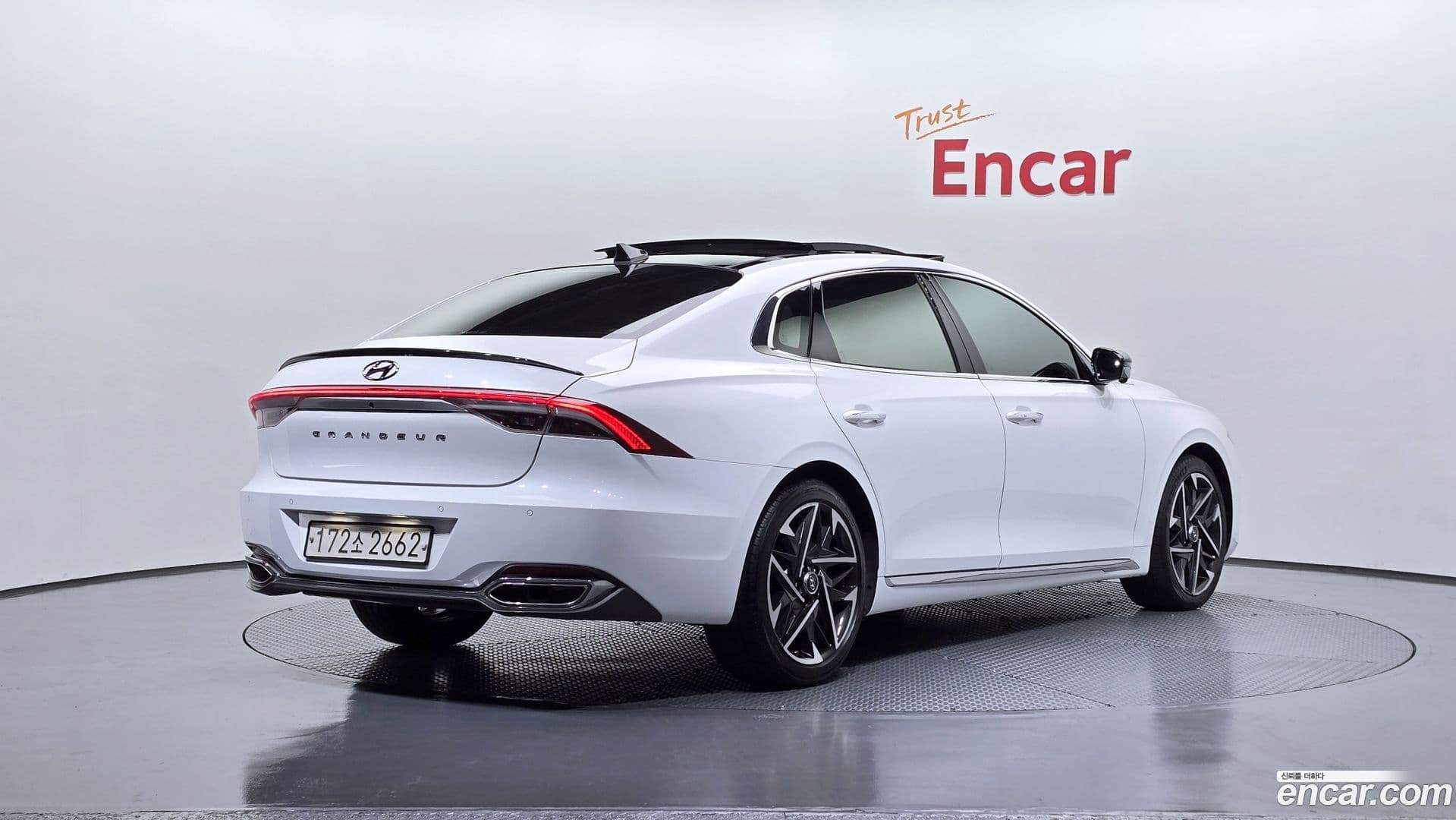 Main__Slider__Photo:Grandeur Hyundai 2021.5-1