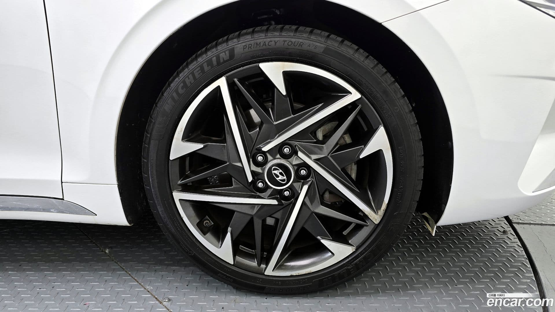 Main__Slider__Photo:Grandeur Hyundai 2021.5-4