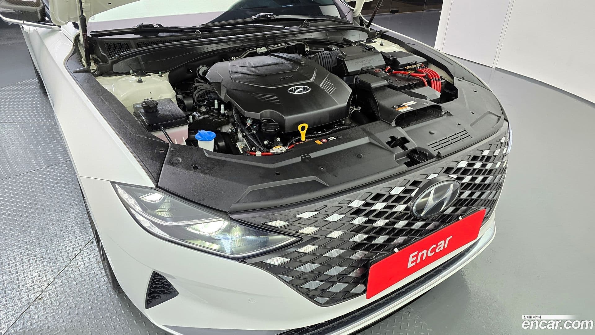 Main__Slider__Photo:Grandeur Hyundai 2021.5-5