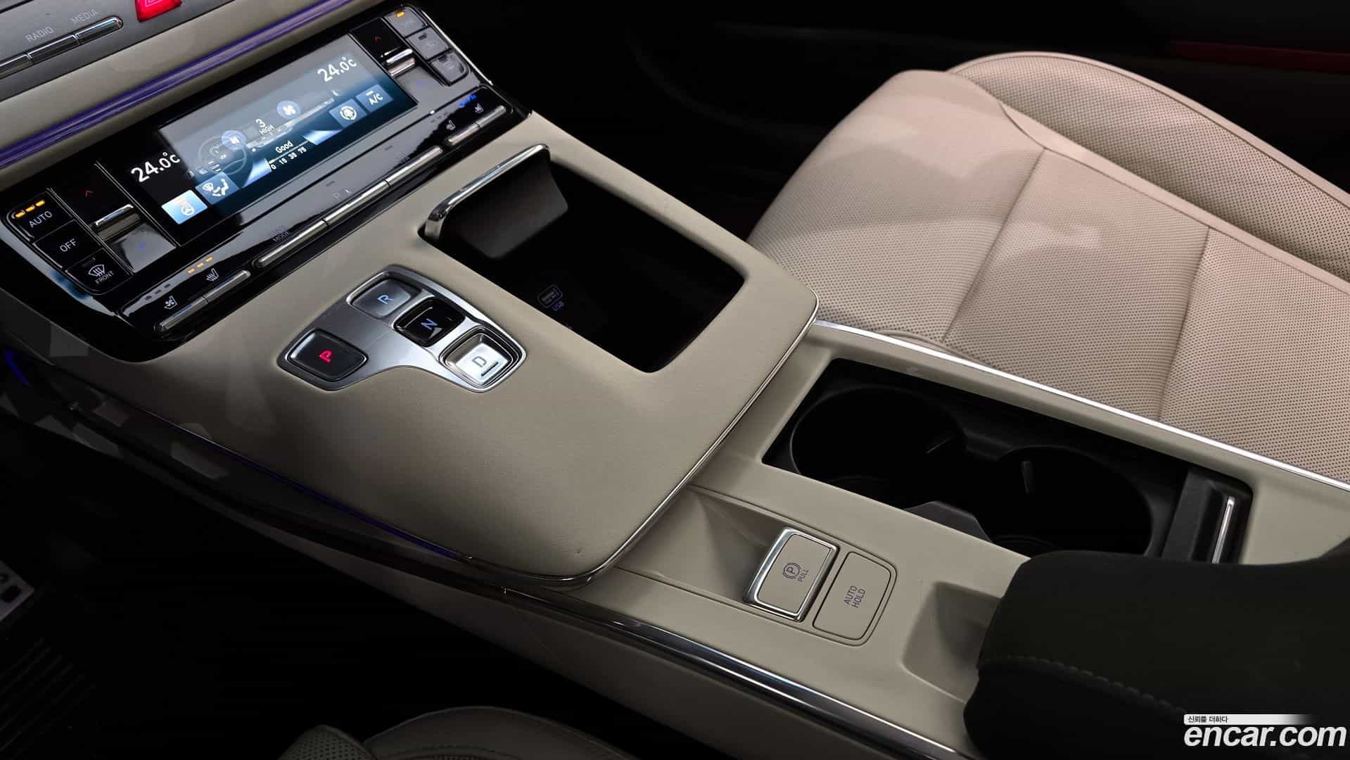 Grandeur Hyundai 2021.5-INNER-009