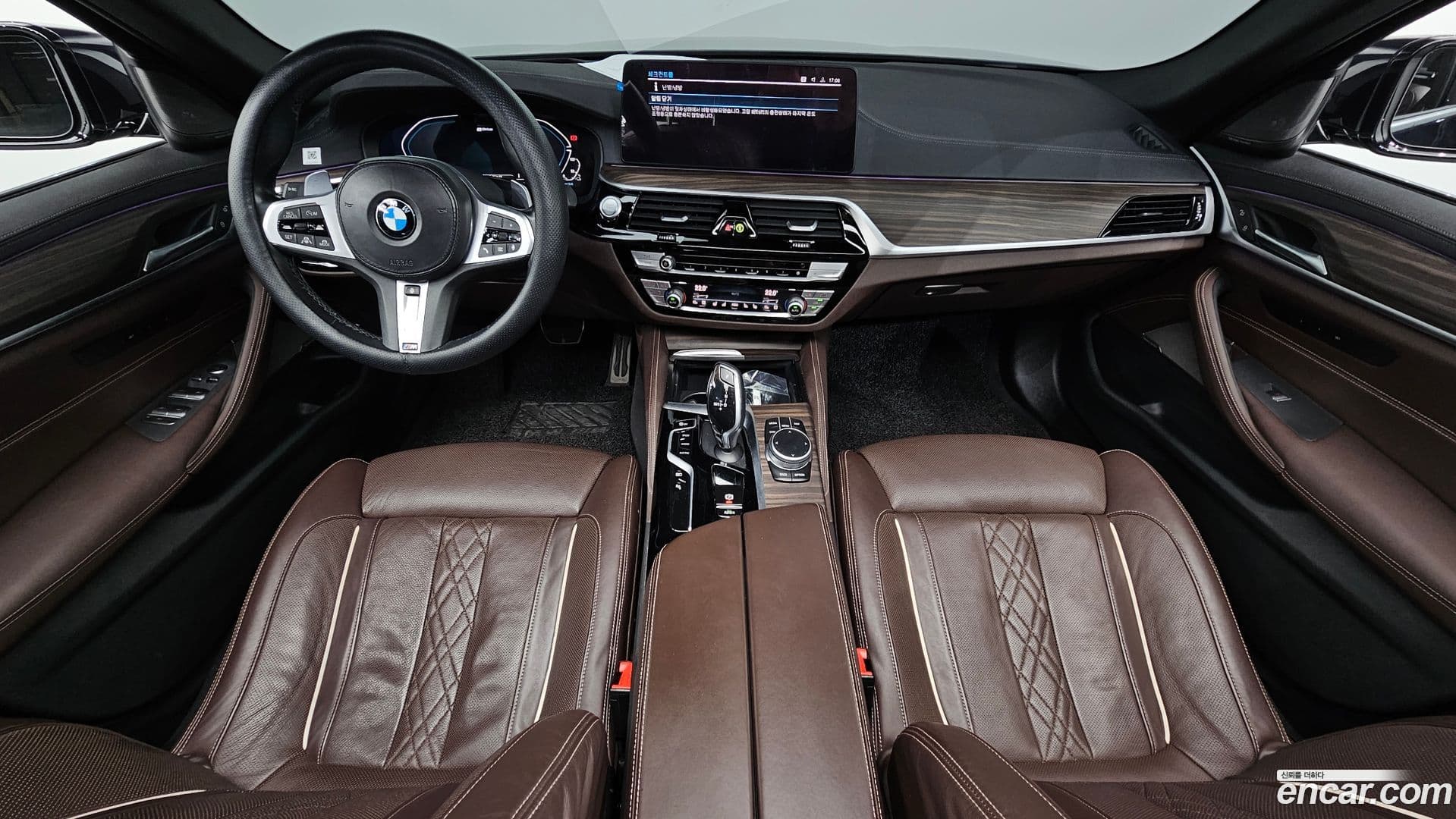 Main__Slider__Photo:5-Series BMW 2020.11-6