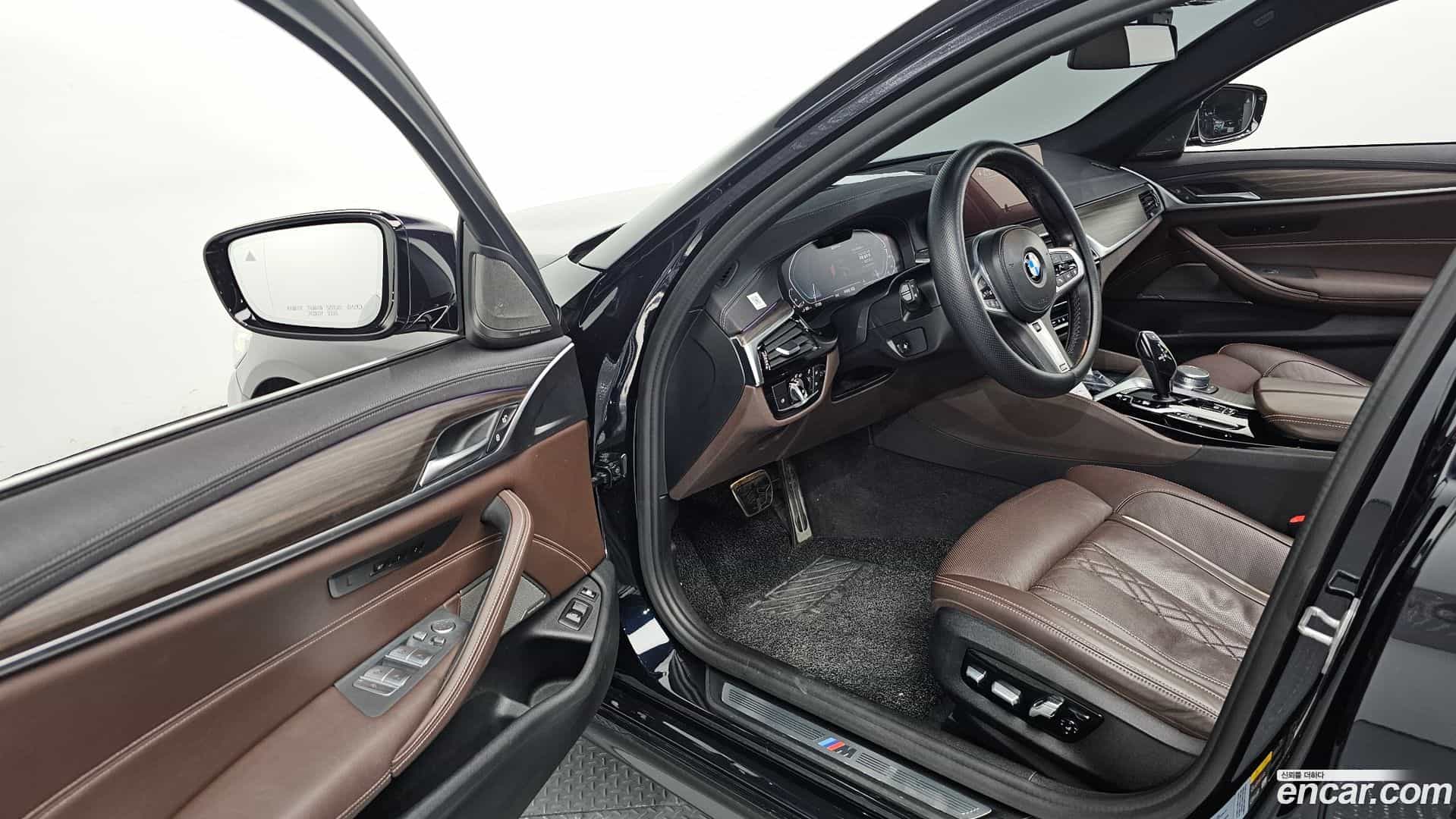 5-Series BMW 2020.11-INNER-010