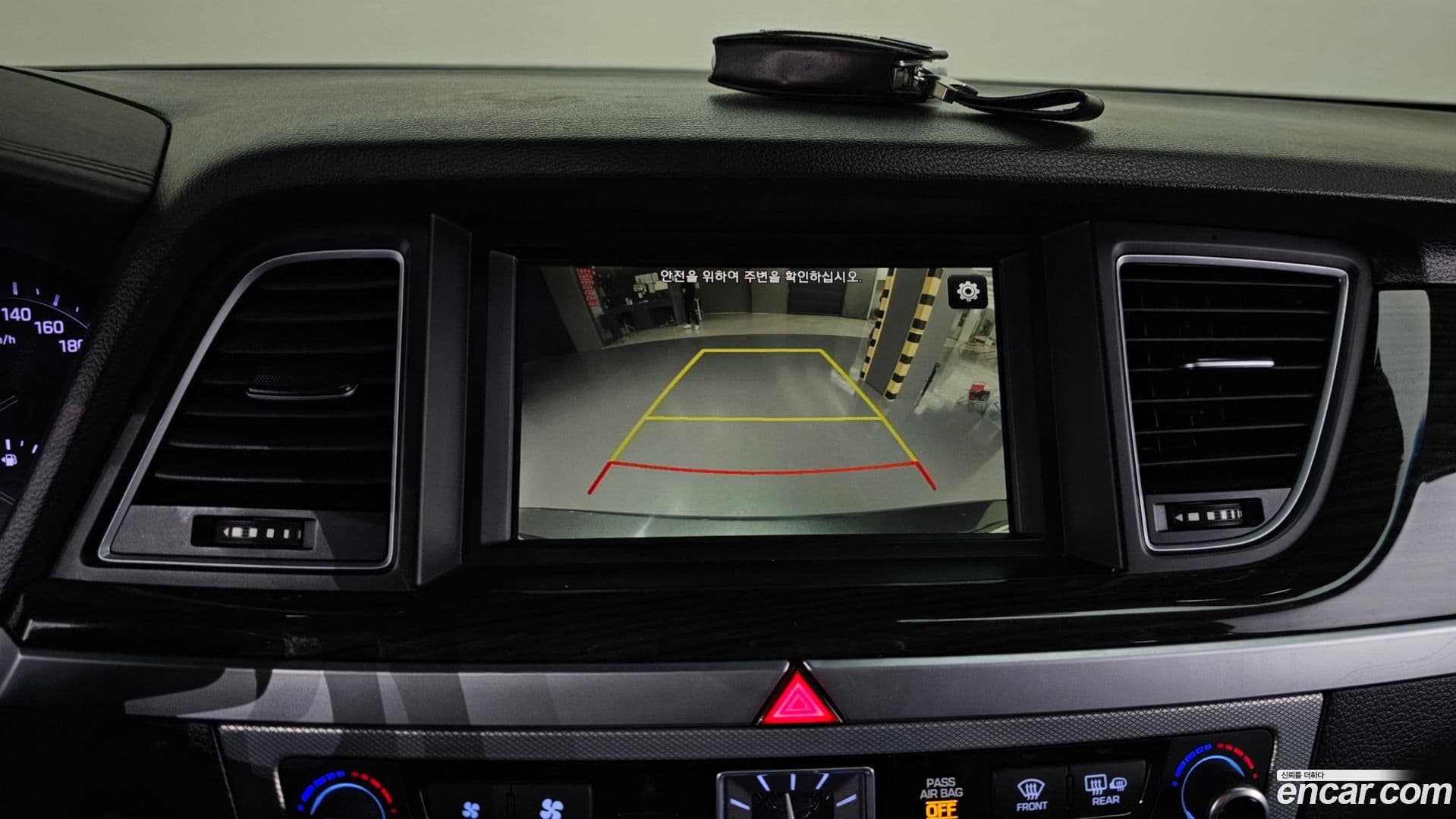 Main__Slider__Photo:G80 Genesis 2017.3-15