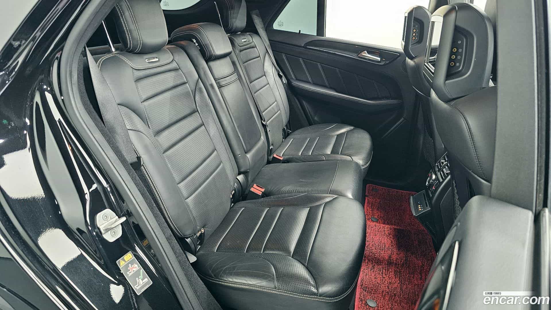 GLE-Class Mercedes-Benz 2016.2-OPTION-016