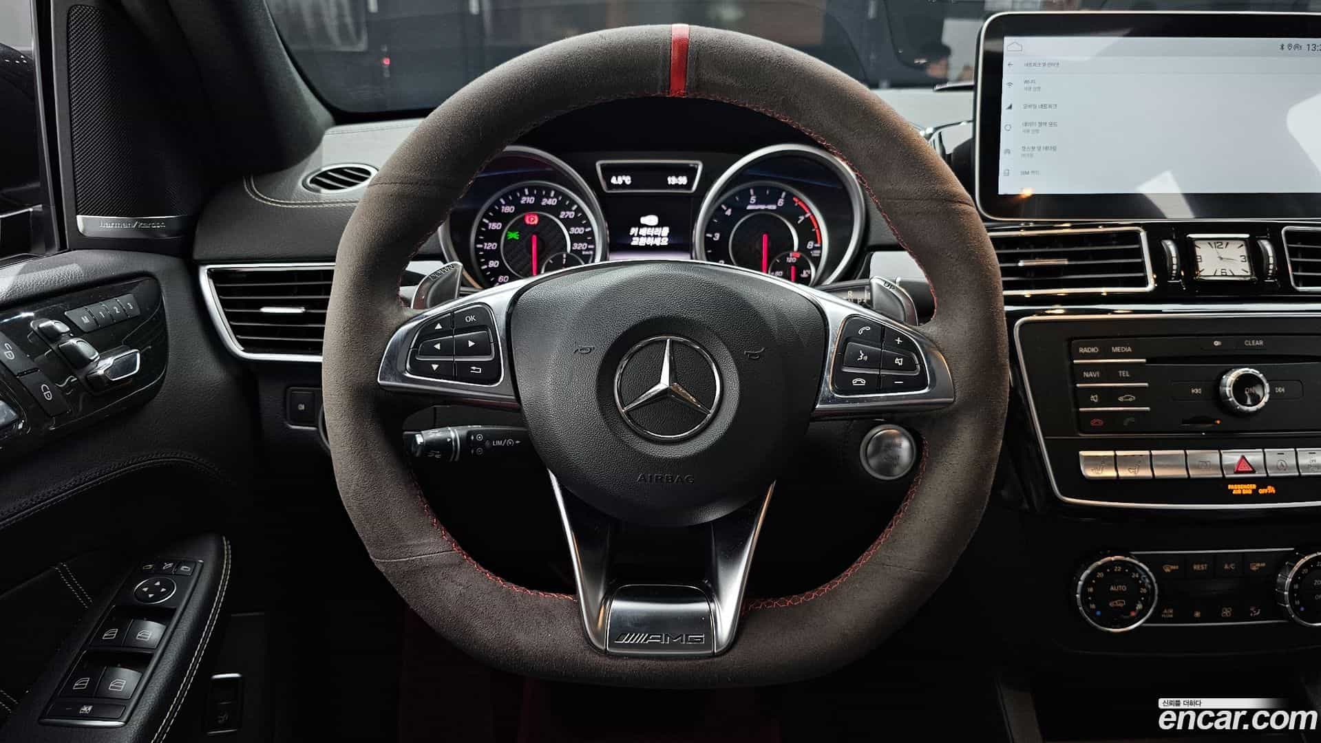 GLE-Class Mercedes-Benz 2016.2-OPTION-017