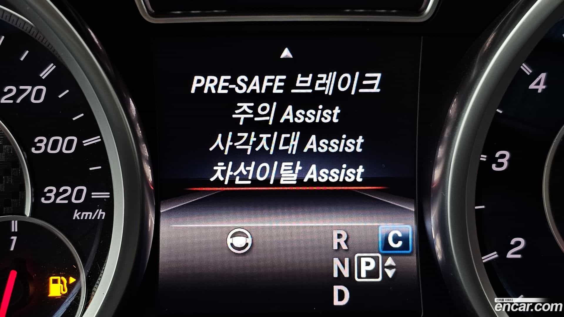 GLE-Class Mercedes-Benz 2016.2-OPTION-023