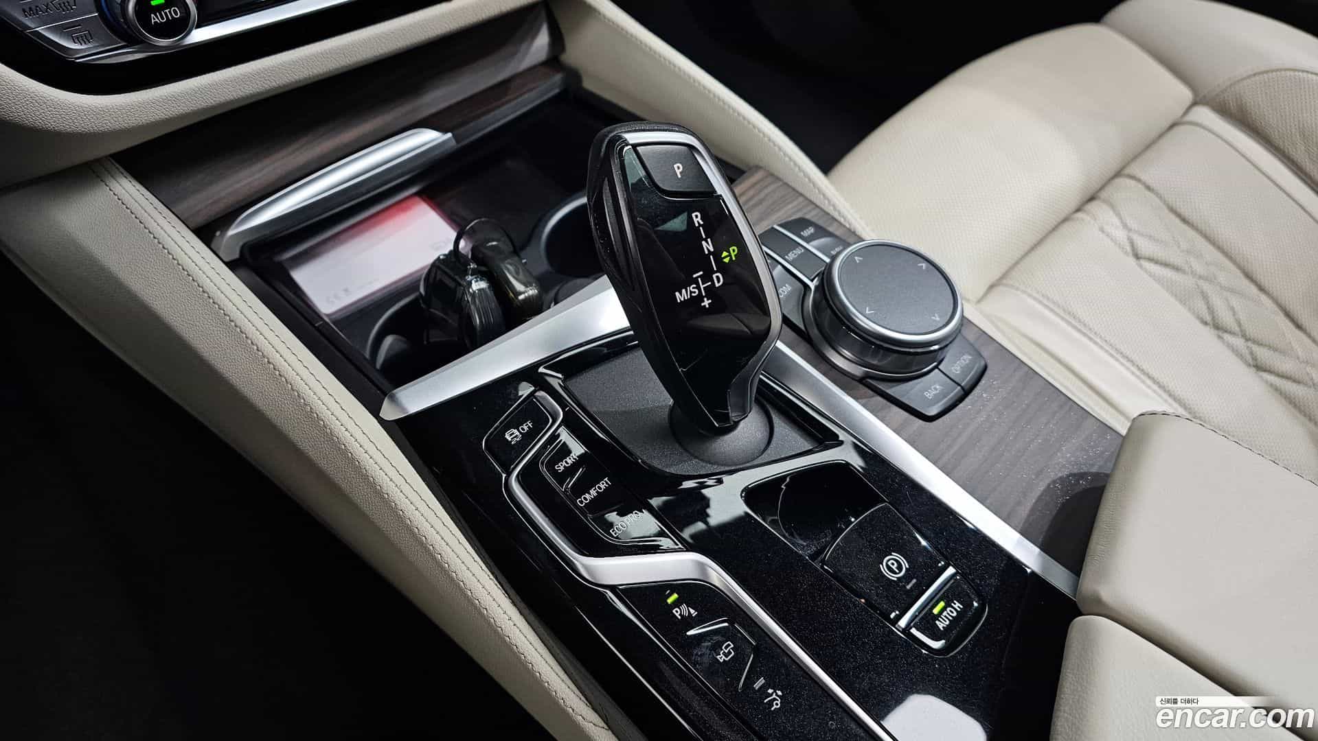 Gran Turismo BMW 2020.11-INNER-009