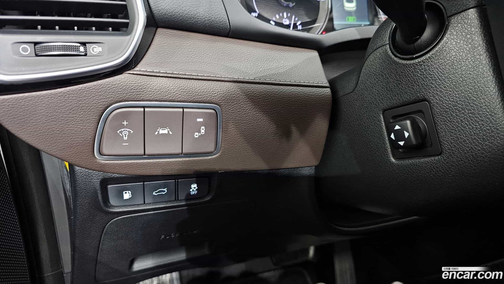 Grandeur Hyundai 2018.5-OPTION-018