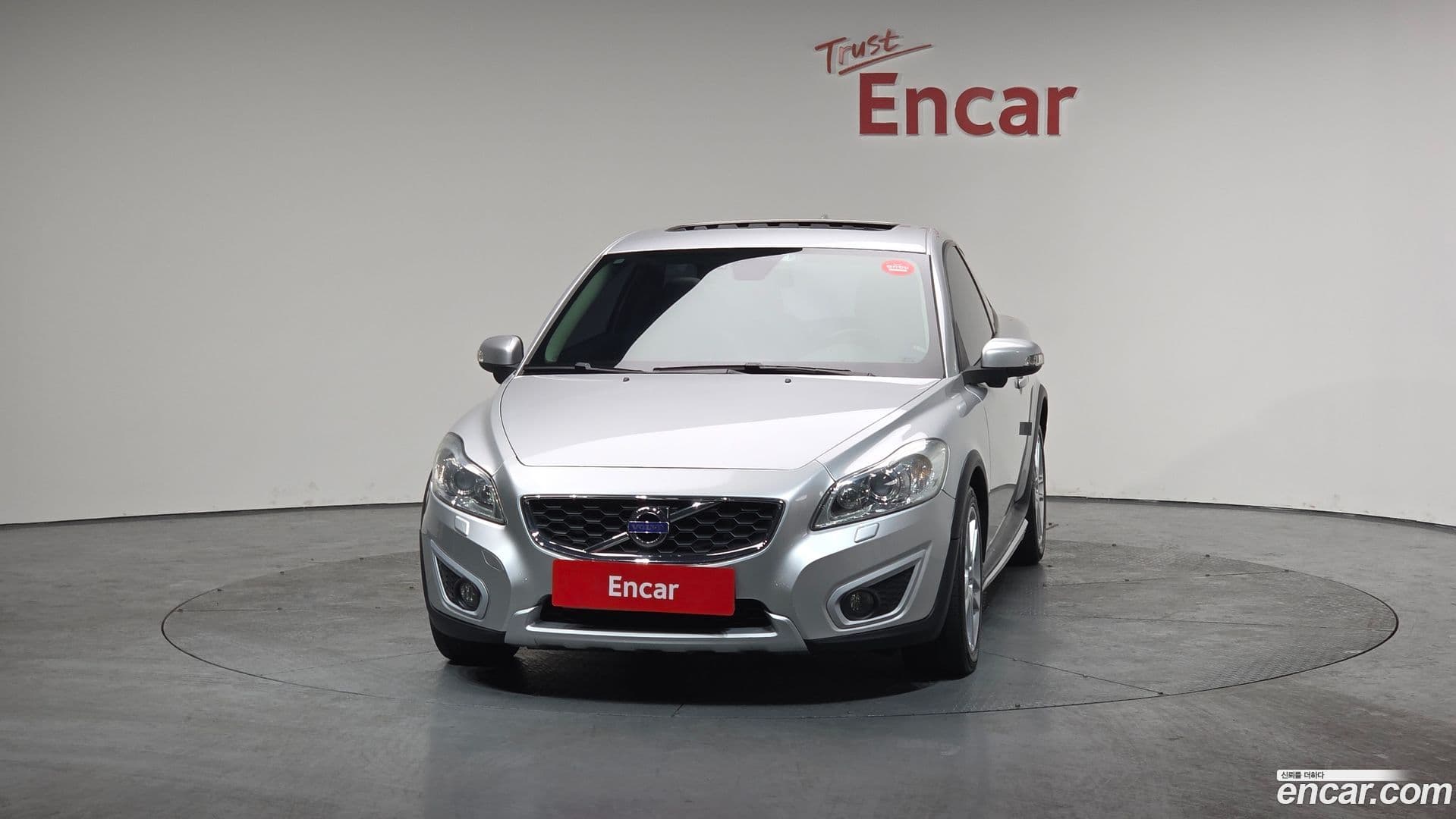 Main__Slider__Photo:C30 Volvo 2010.1-2