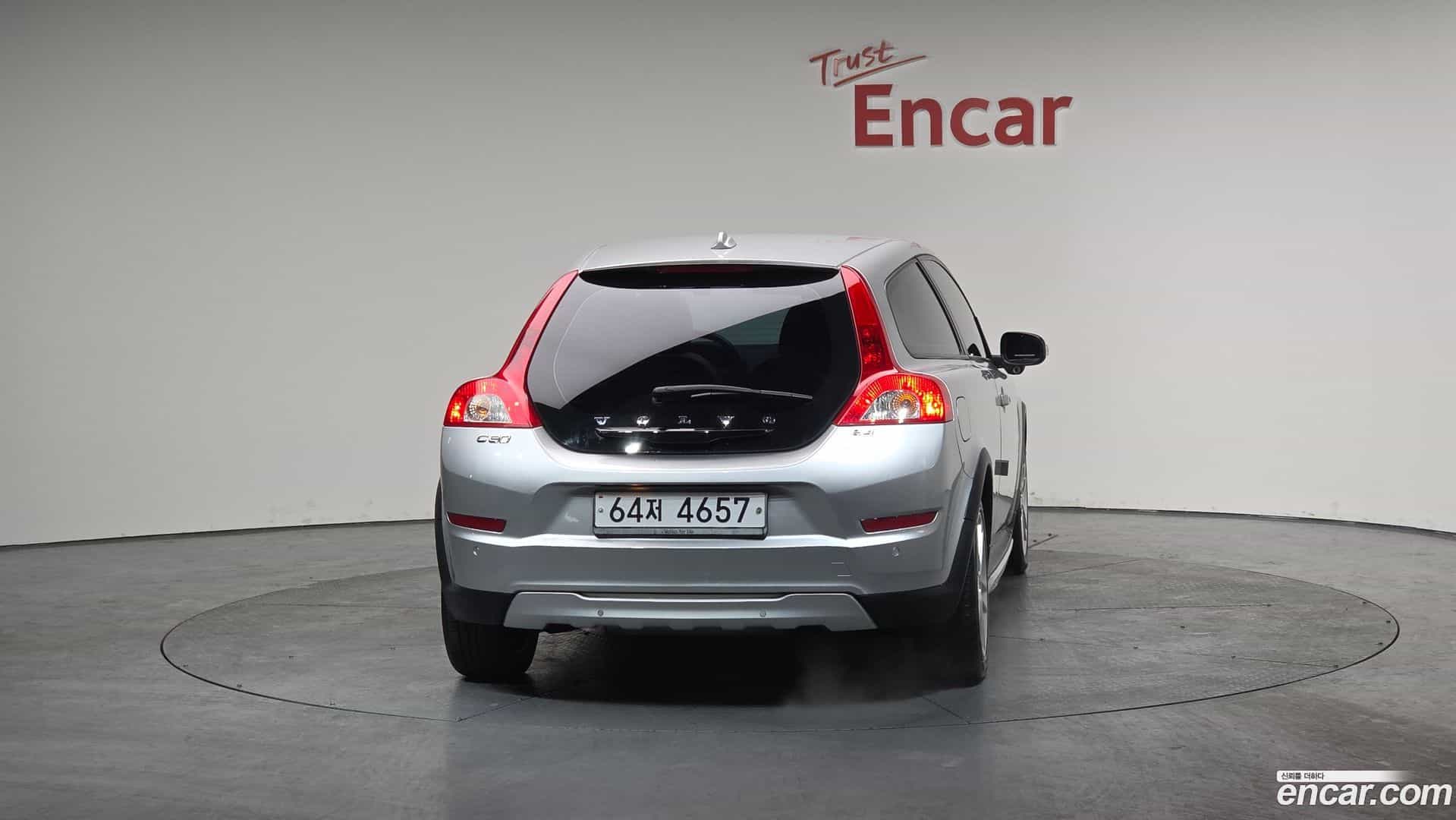 C30 Volvo 2010.1-OUTER-004