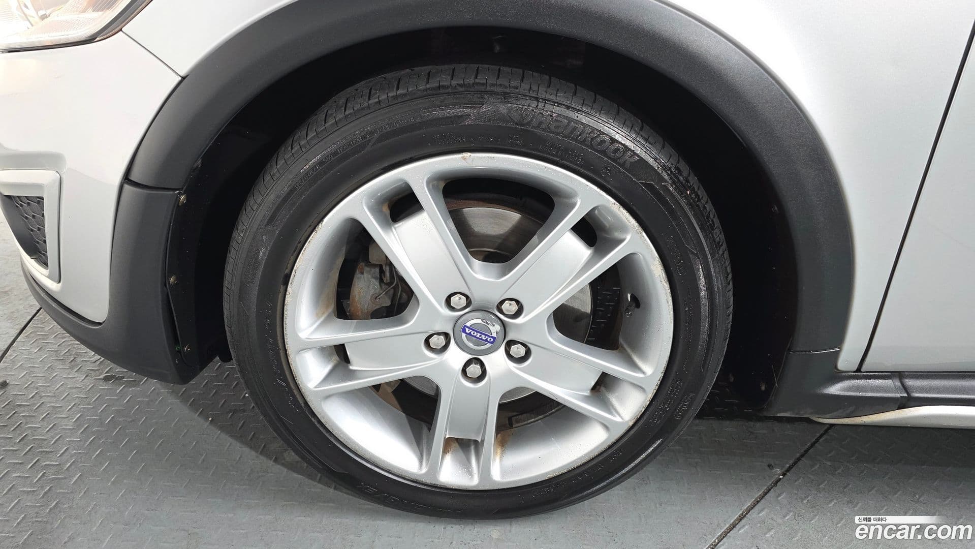 Main__Slider__Photo:C30 Volvo 2010.1-4