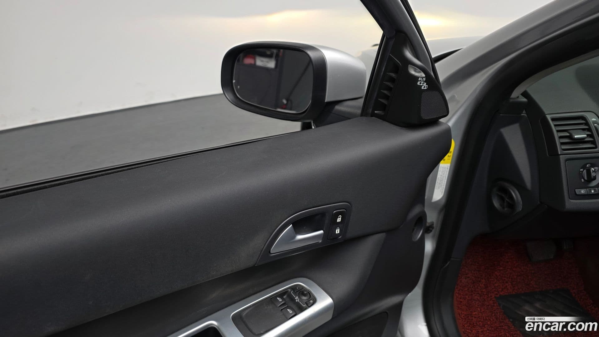 Main__Slider__Photo:C30 Volvo 2010.1-12